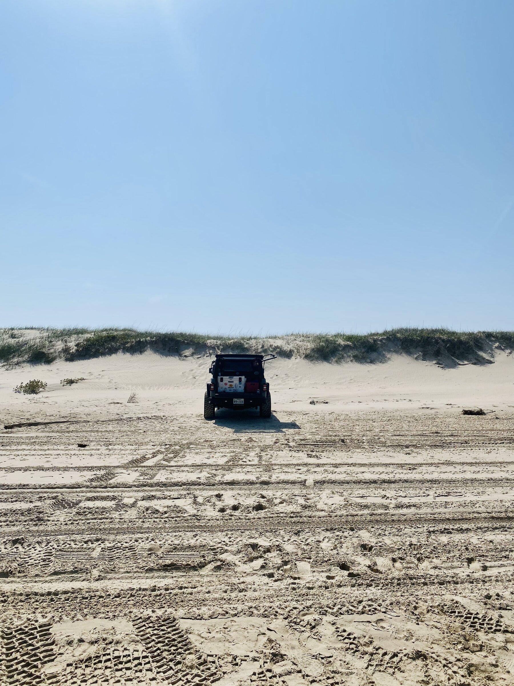 Jeep Gladiator Lets see those Gladiator Beach pics FE1632ED-1053-43C9-9C88-C7ABD9103F95