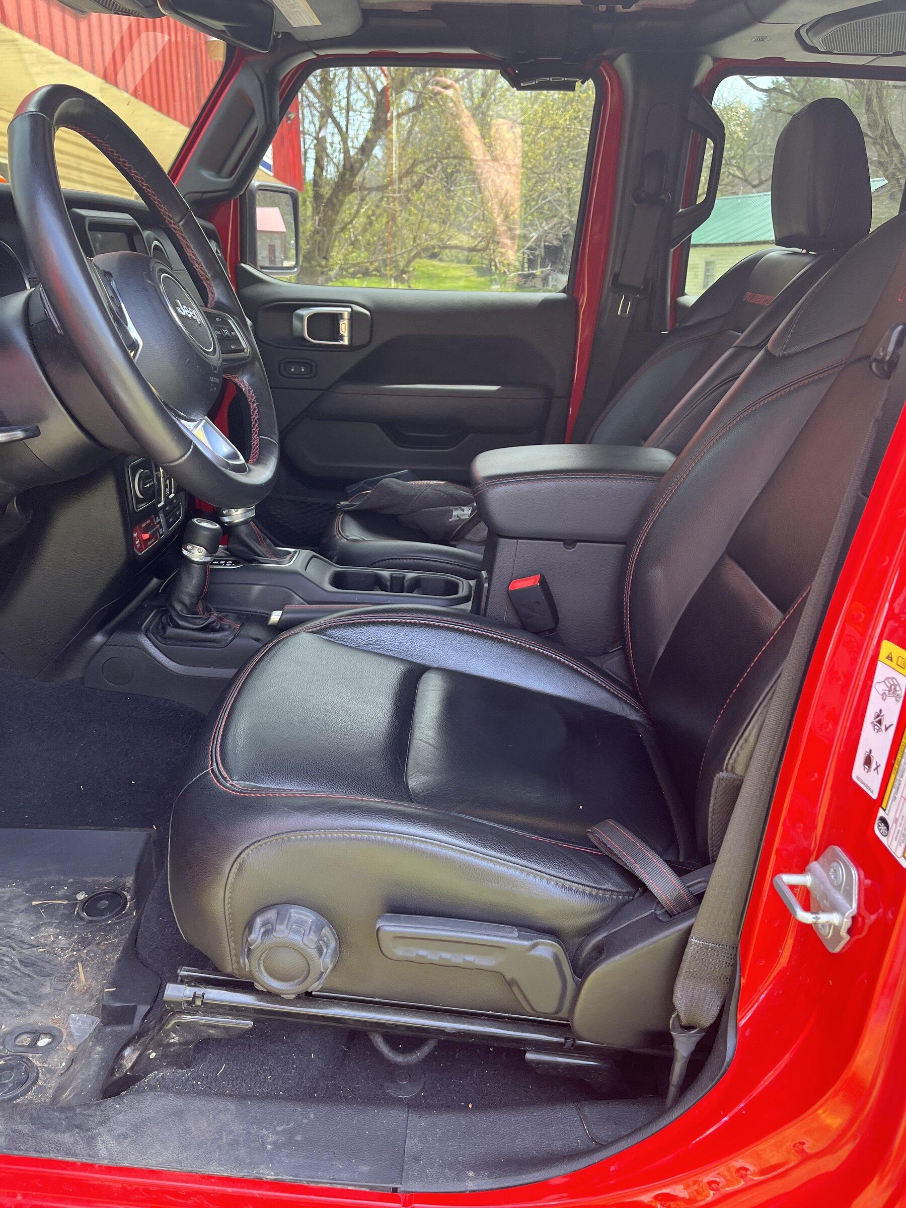 Jeep Gladiator 2020 rubicon launch edition FABBDAF0-3084-4399-B061-A56CF221C2C9