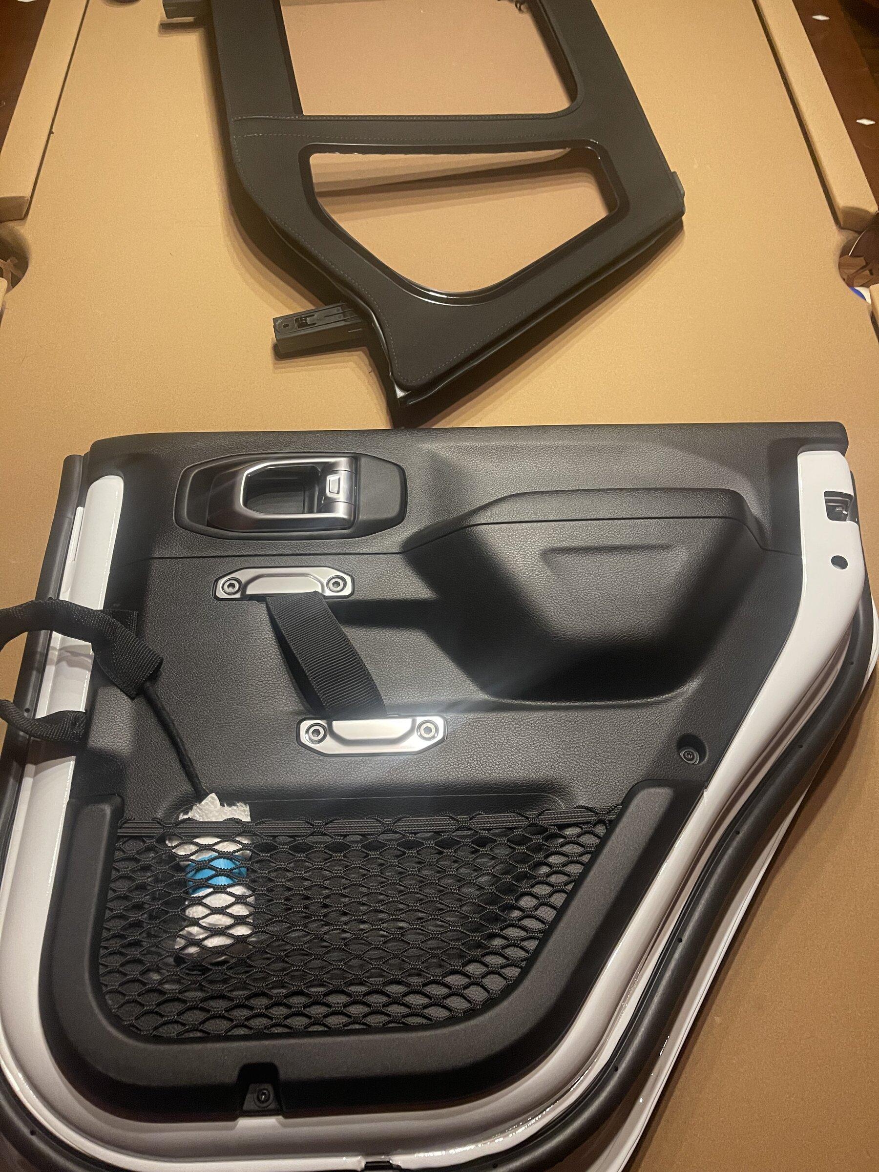 Jeep Gladiator Gladiator Half doors. 9100F5F5-A85C-43F7-8959-02D50A62AA8A