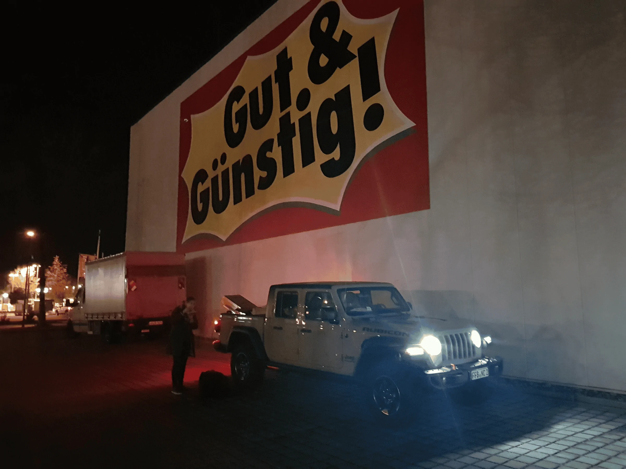 Jeep Gladiator Greetings from Germany with our 2020 JT 3.6 Rubicon Gobi 1650526820938
