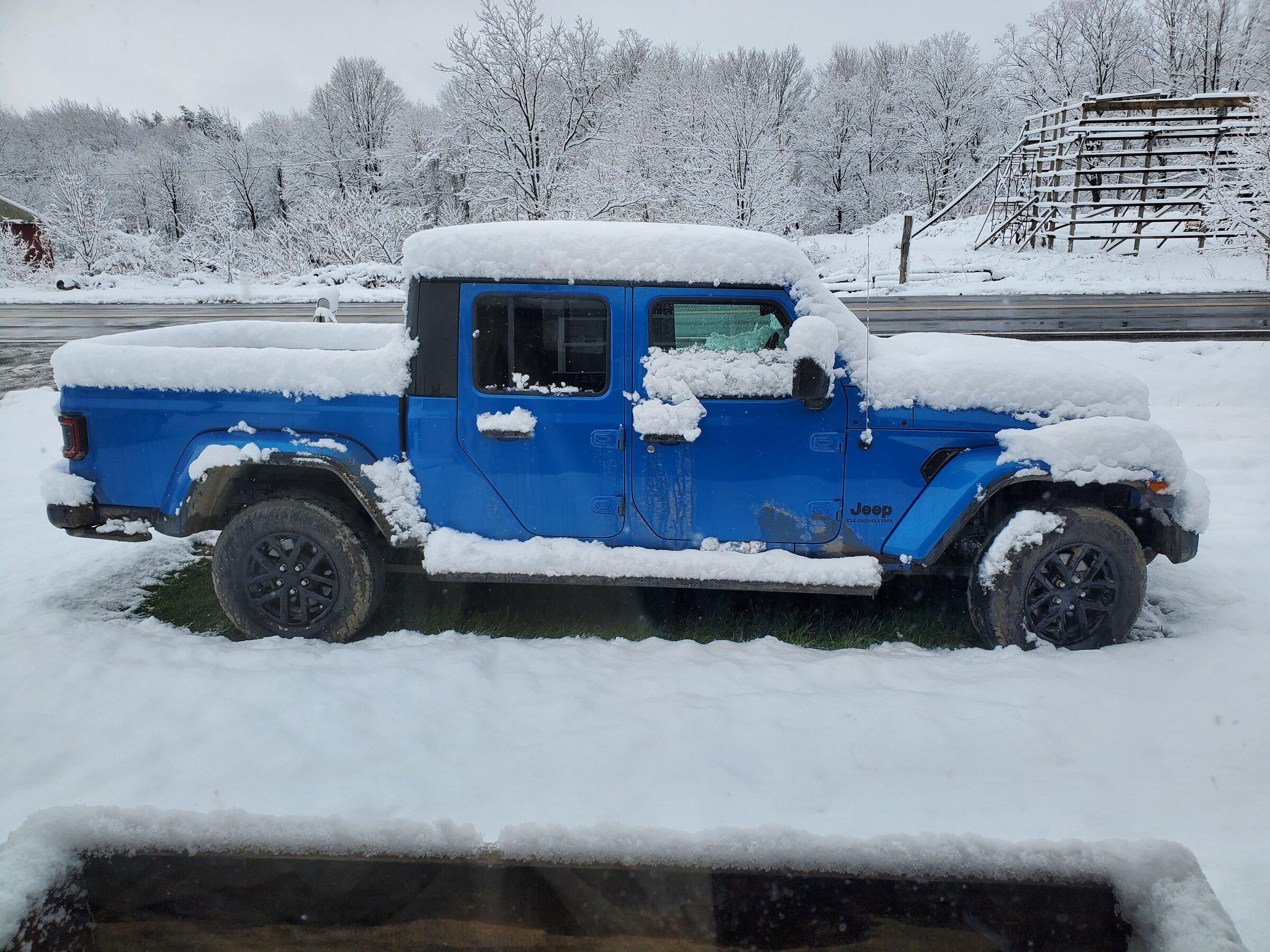 Jeep Gladiator Snow in April? 20220419_091332