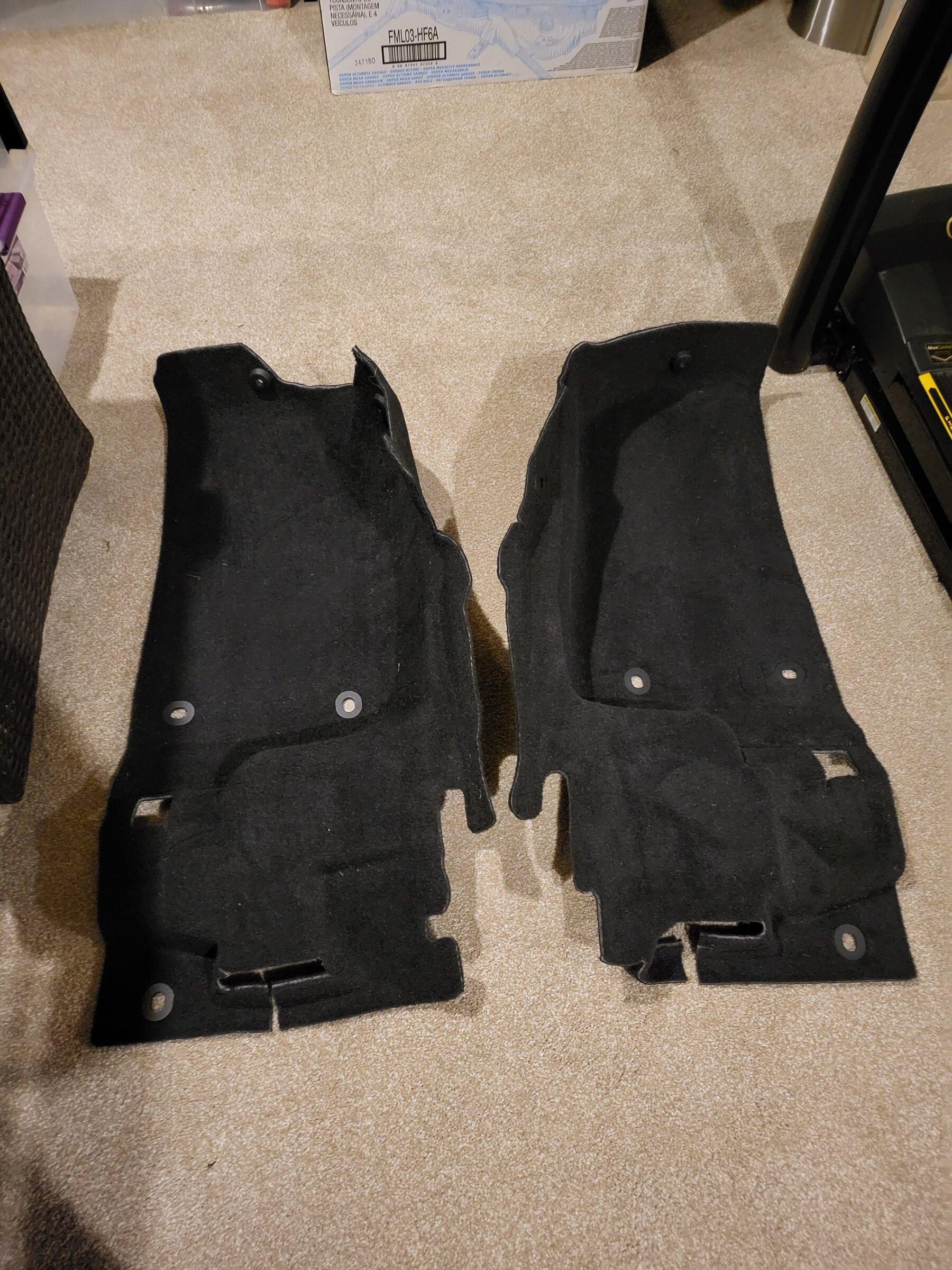 Jeep Gladiator JT Rubicon Diesel carpet and floor mat set 20211206_082117