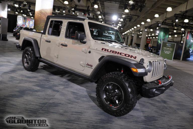 Jeep Gladiator Whats the best color combo? 844F182A-37D0-468A-9729-67E3DFD69BE3