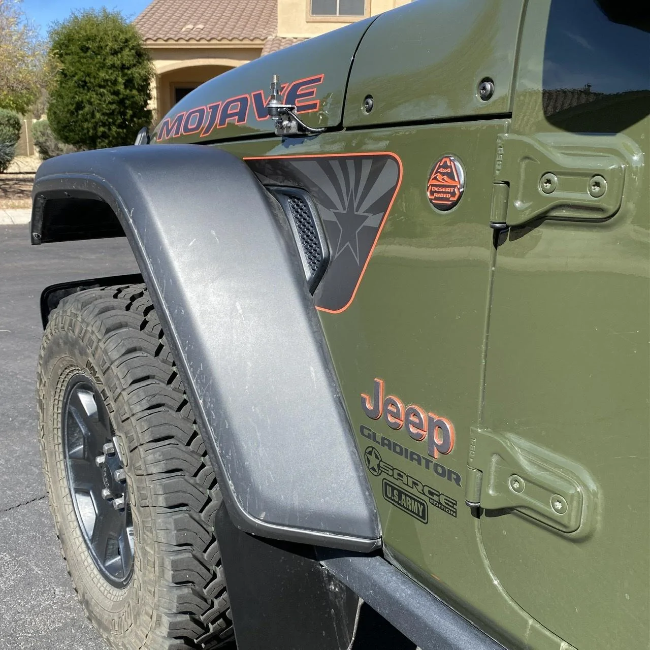 Jeep Gladiator Whats the best color combo? 60A19B60-74E6-42AB-B5CC-DE51496BE5C5