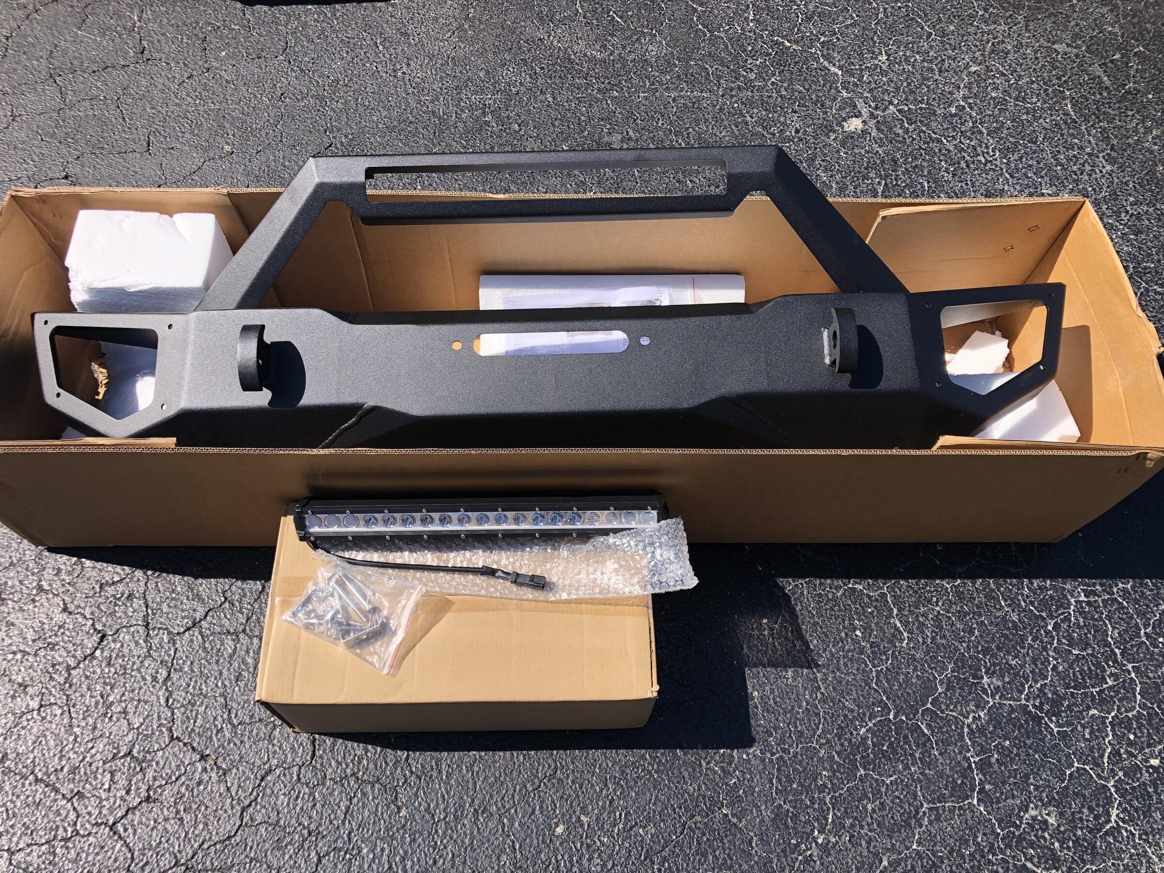 Jeep Gladiator Barricade HD front bumper with Light bar 136F1D67-243D-4F1B-9AE4-6EB98556544E