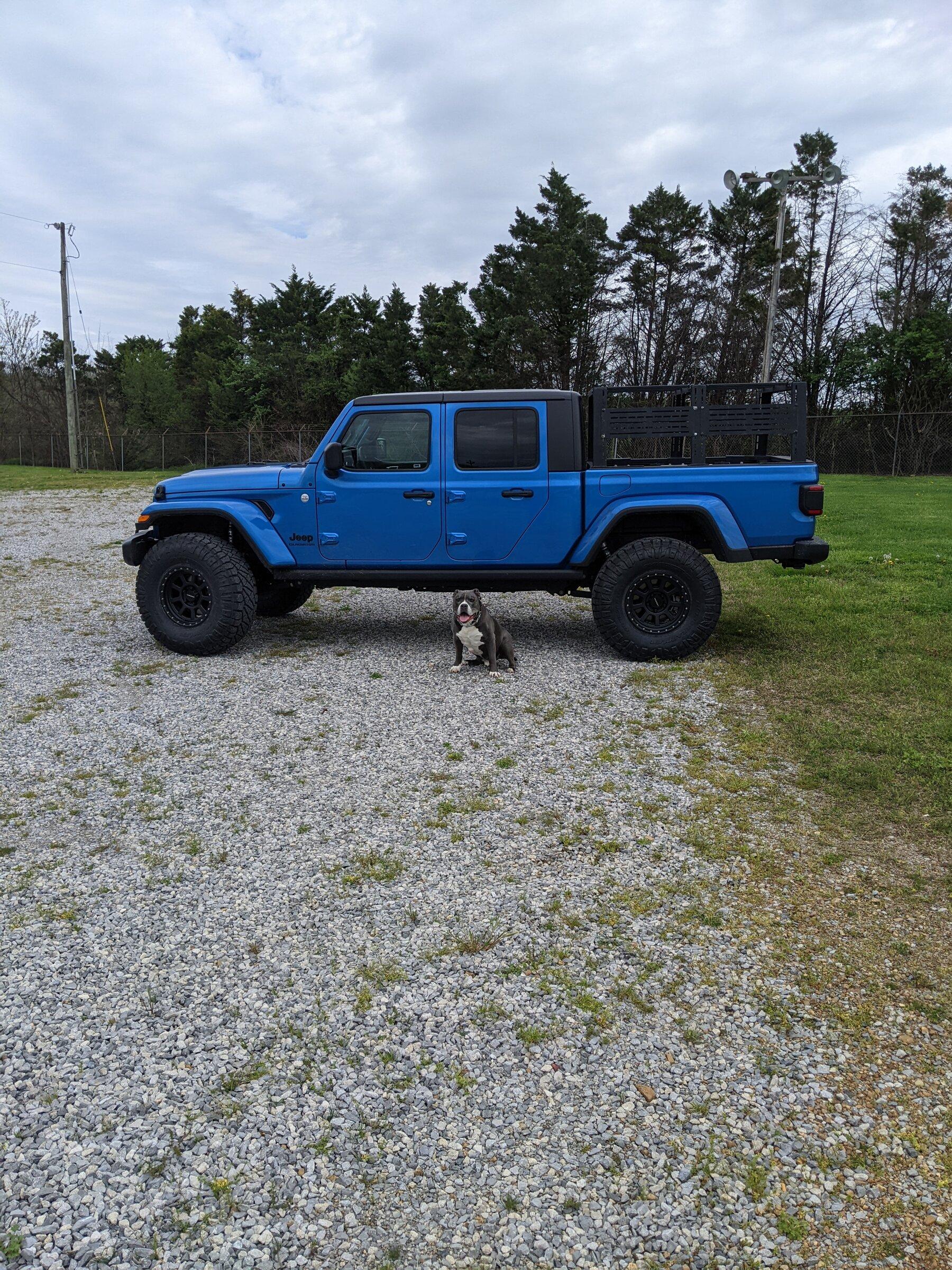 Jeep Gladiator Whats the best color combo? PXL_20220417_182641536