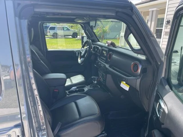 Jeep Gladiator 2021 Jeep Gladiator Mojave Sting-Gray $54K IMG_5686