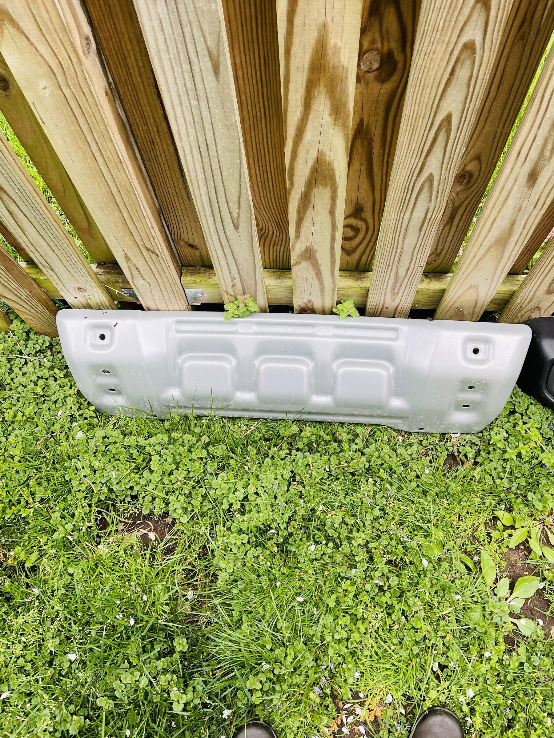 Jeep Gladiator Free Plastic Mojave Bumper with halogen lights and red tow hooks & Mojave Skid Plate A26F3470-EFD5-4FDC-B54E-7E881E95D061