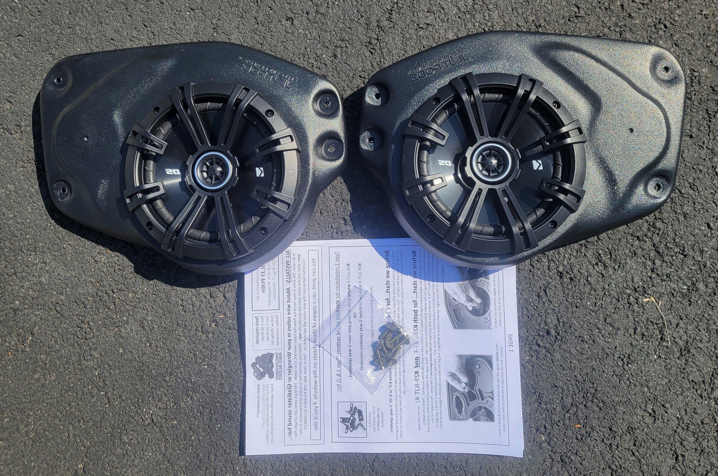 Jeep Gladiator Select Increments JLJT-Pods With Kicker Speakers 20220424_102806