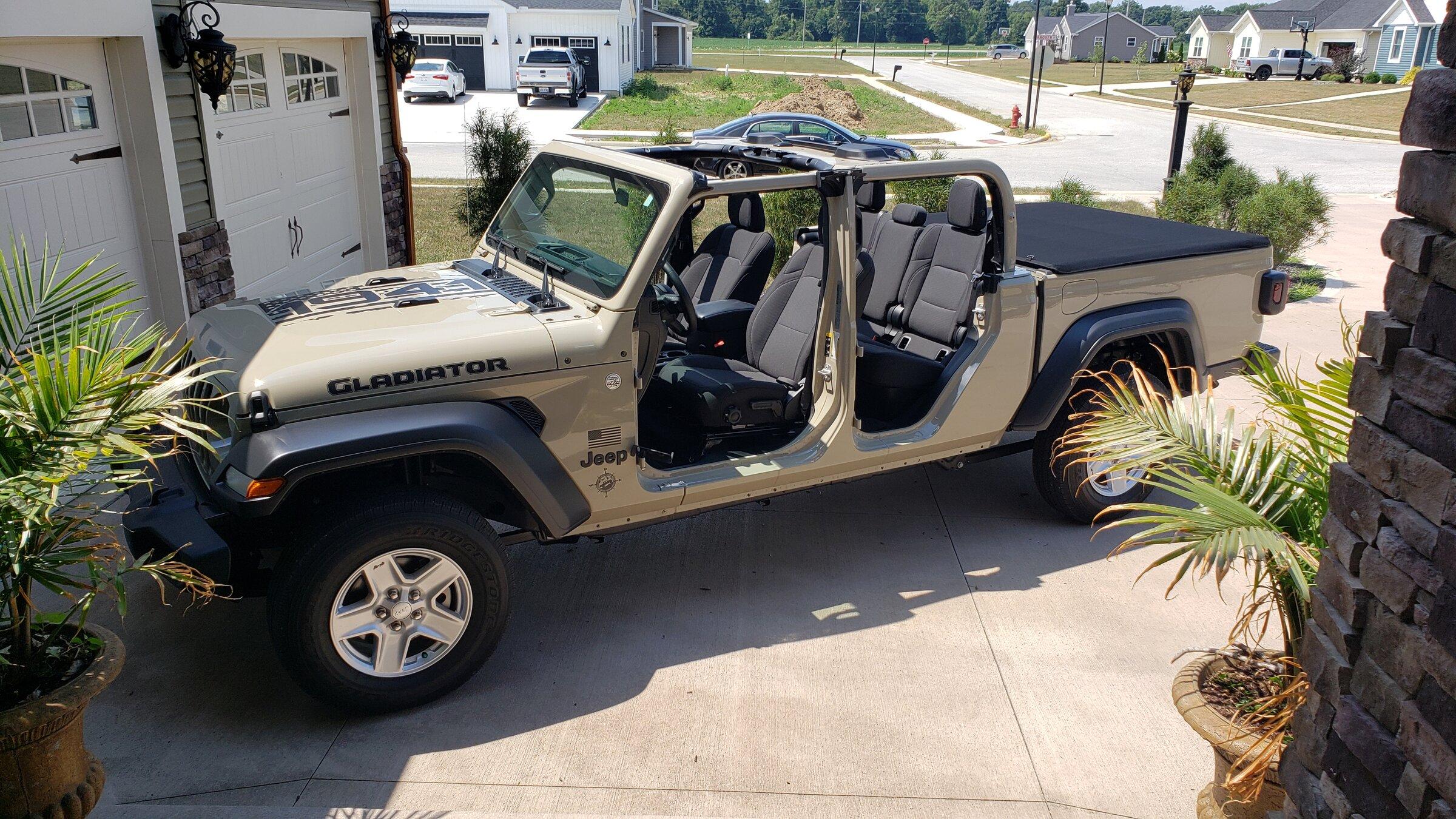 Jeep Gladiator Nude Gladiators (no doors/tops) - pics please 20200726_145815
