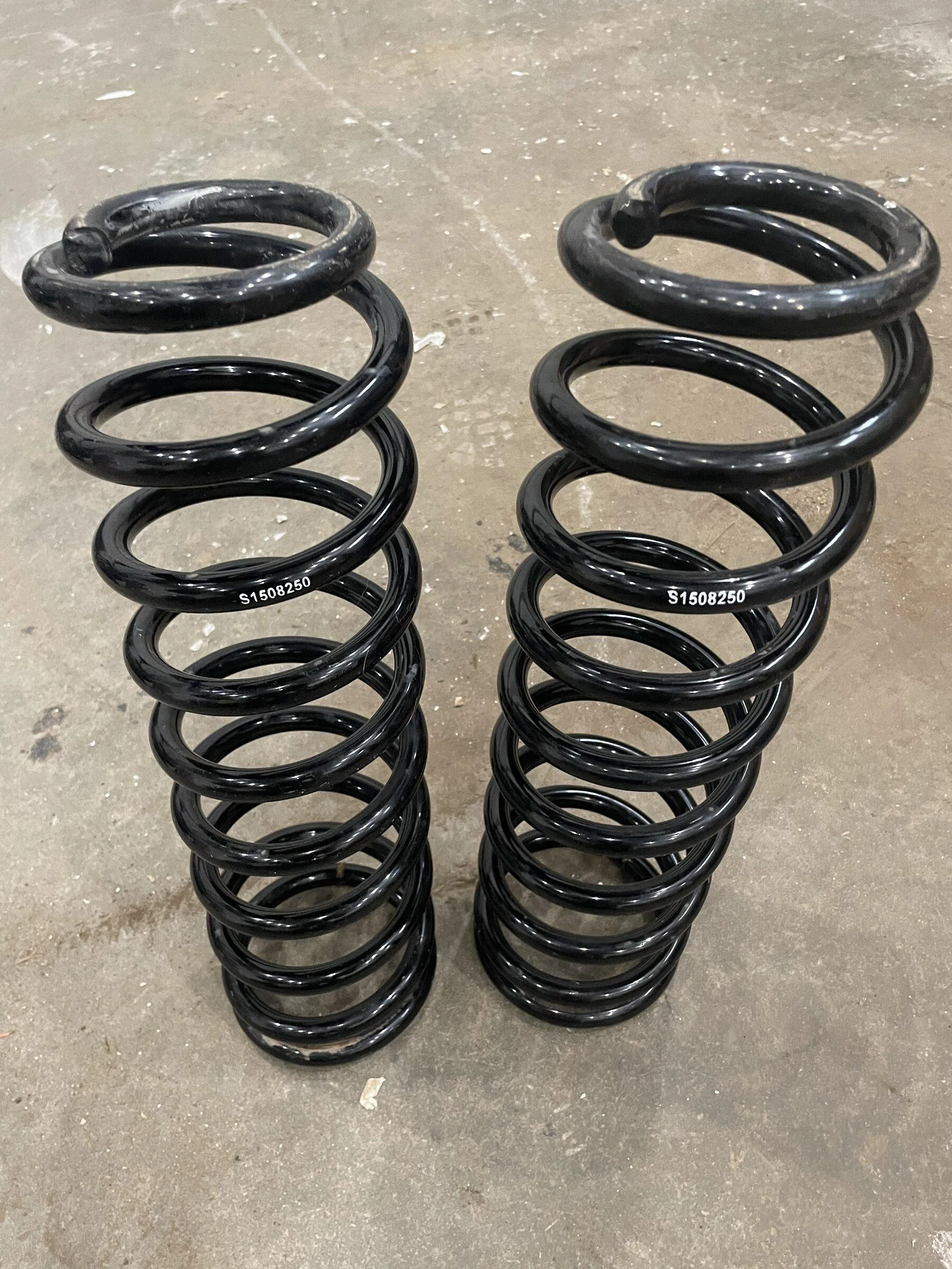 Jeep Gladiator Clayton Front Leveling springs $150 plus ship 1846B26E-5132-4D2F-BC03-AEFBBEBF1A59