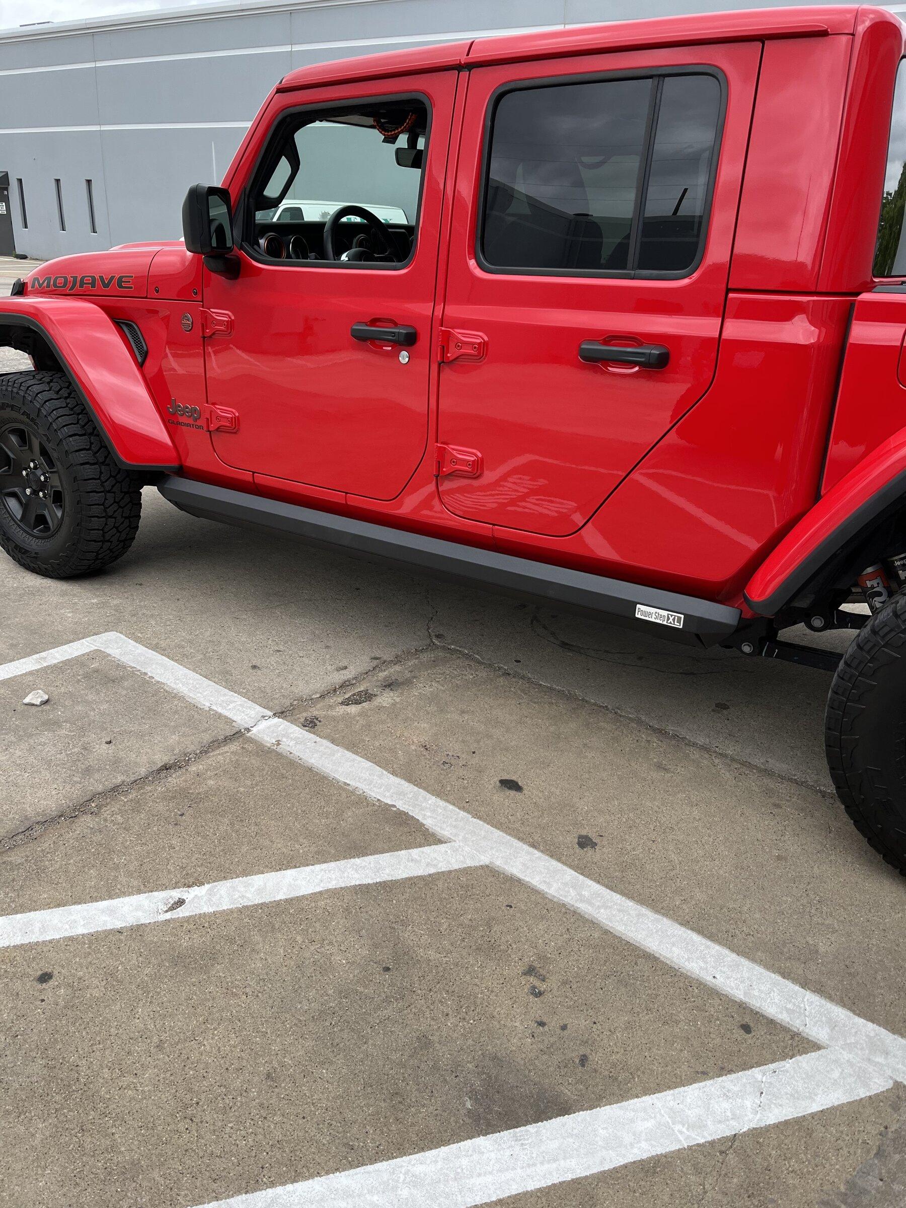 Jeep Gladiator Installed the XL Amp Steps on my Gladiator - Pics, wiring details 100728BA-14E4-4F0C-B3F0-774D36BBE630