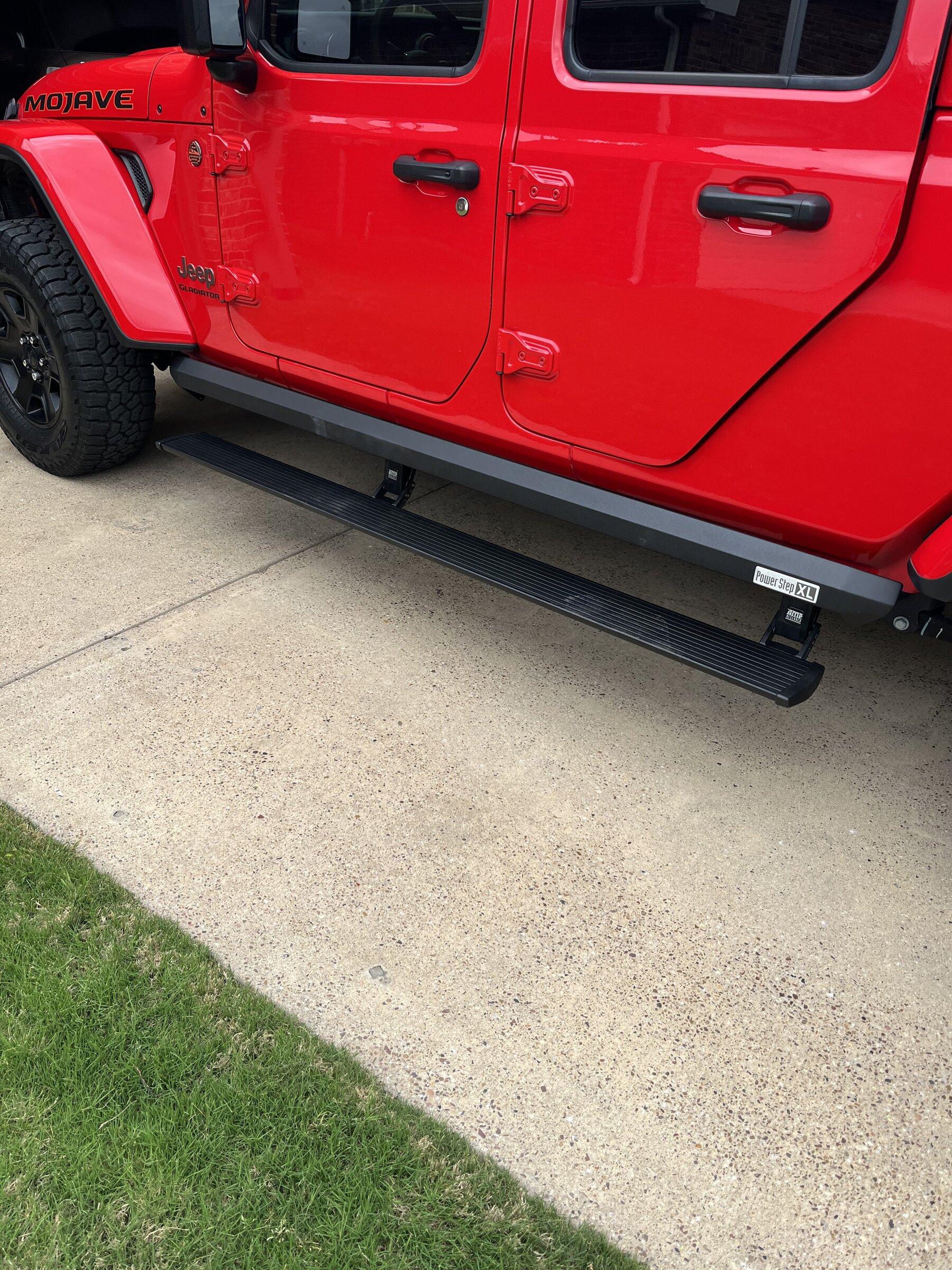 Jeep Gladiator Installed the XL Amp Steps on my Gladiator - Pics, wiring details 2F5D1C4E-6350-497F-B896-D12C90A934A6