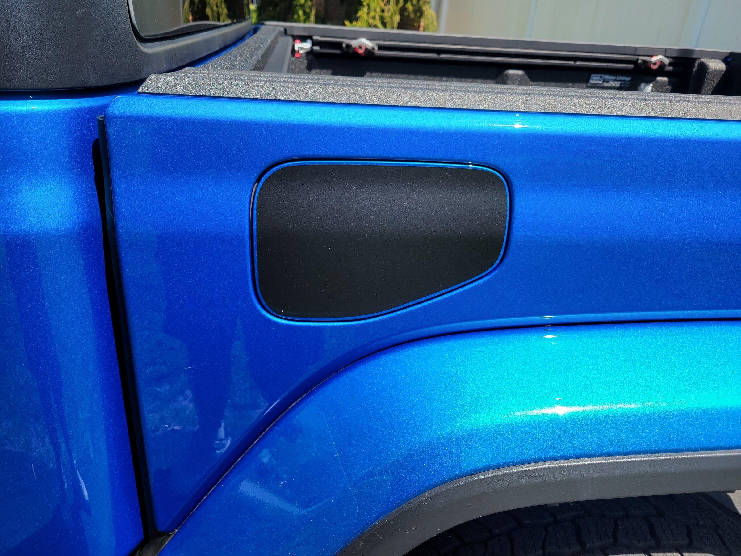 Jeep Gladiator WTS: L&B DesignWorks Fuel Door Black Decal (Gladiator) 20220422_115942
