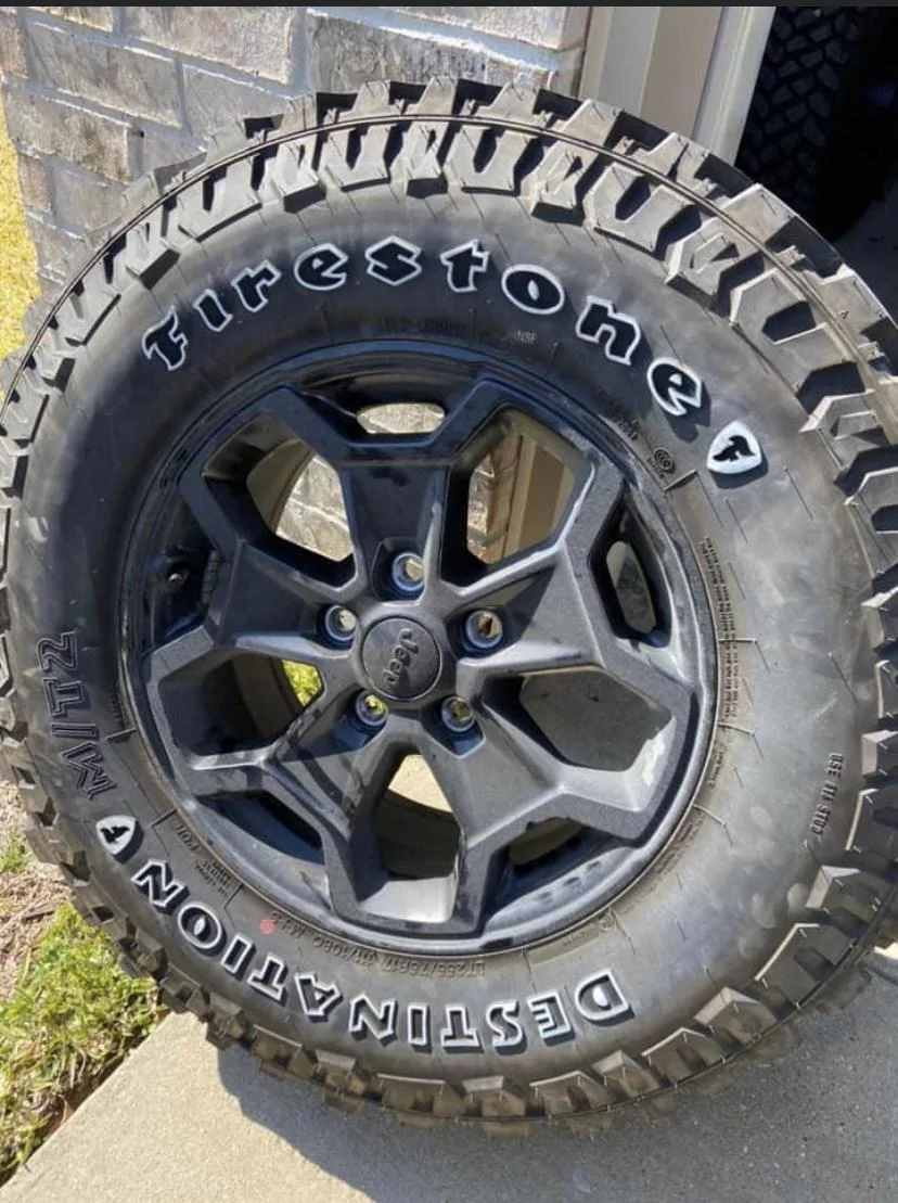 Jeep Gladiator 2022 Willys Wheels & Tires $700 obo 07ABBE40-359B-449A-B8AC-2FCF268B6940
