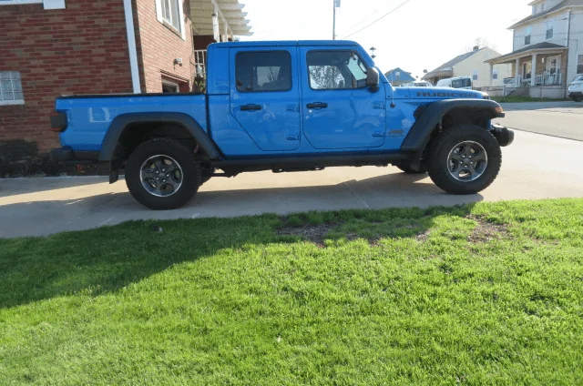 Jeep Gladiator Wheeling on a leveling kit. 1650859630626