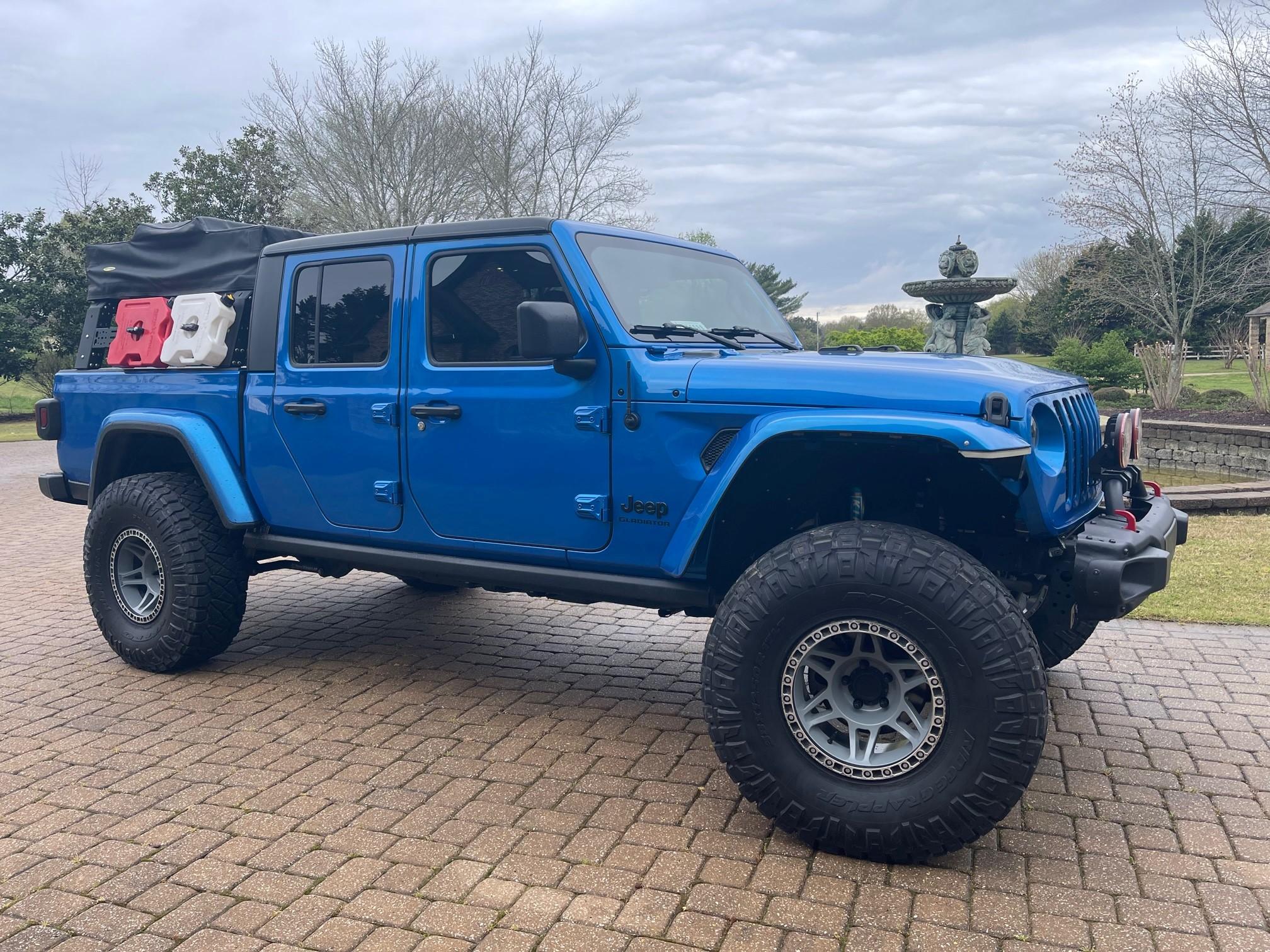 Jeep Gladiator HYDRO BLUE PEARL Gladiator JT Club Glad new