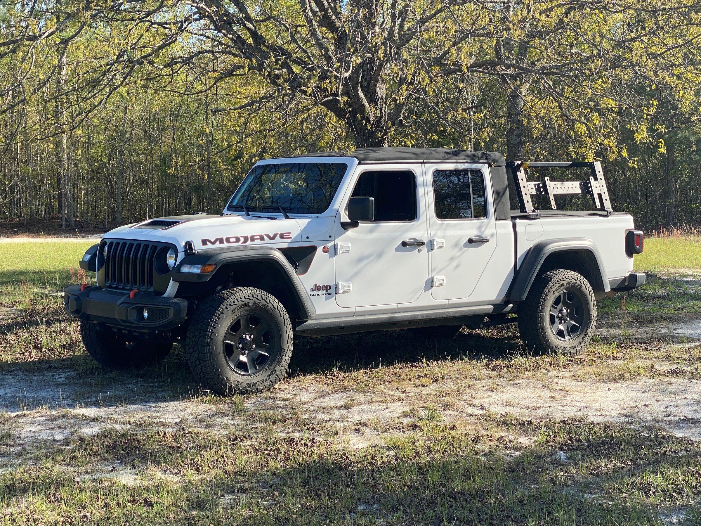 Jeep Gladiator Whats the best color combo? 001