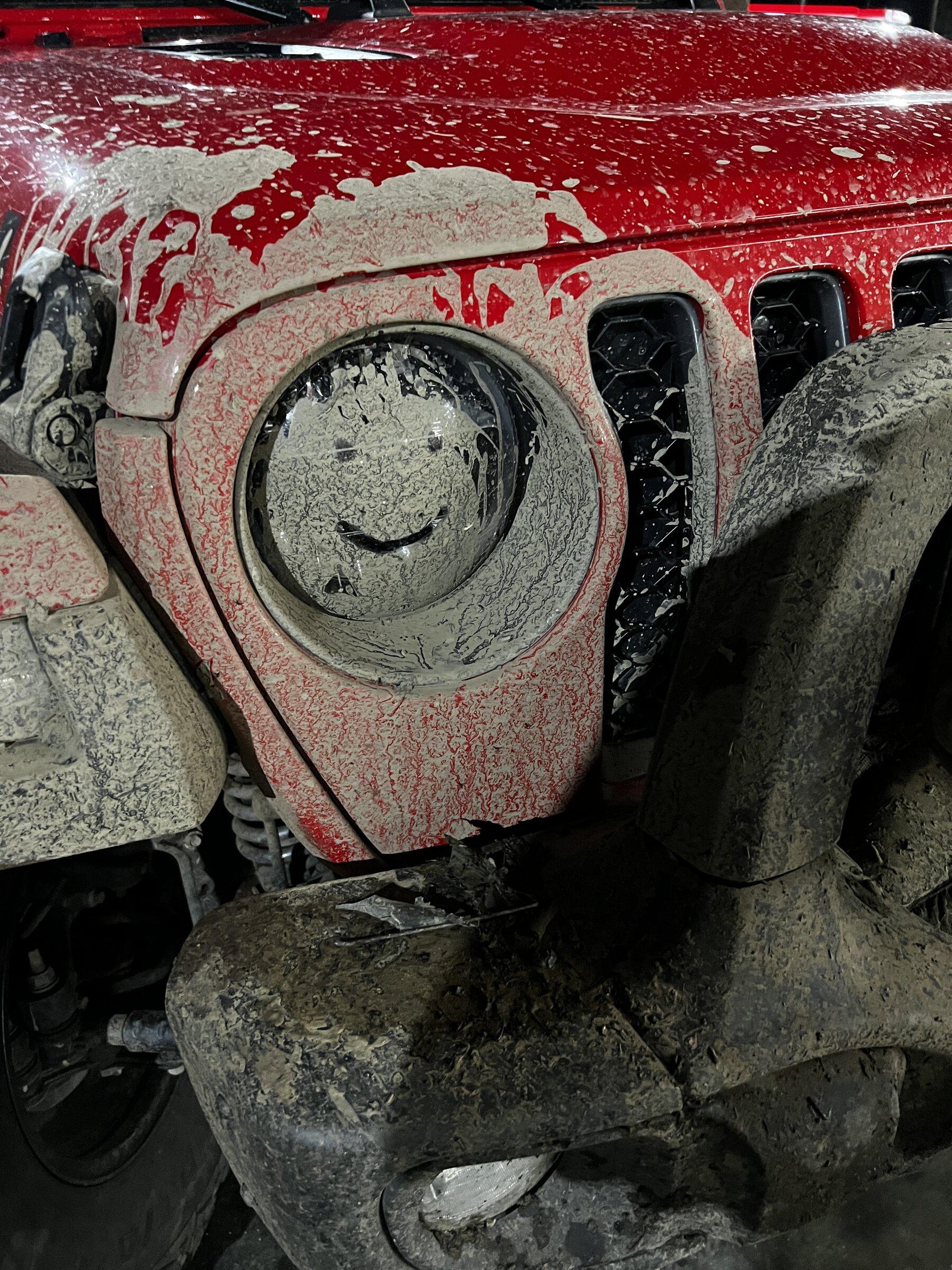 Jeep Gladiator Whats the best color combo? CCC82D59-0DD1-47DB-82F9-CCD860EBFC19