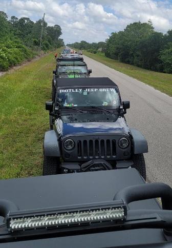 Jeep Gladiator Jeeps Parking Next To Jeeps 39305