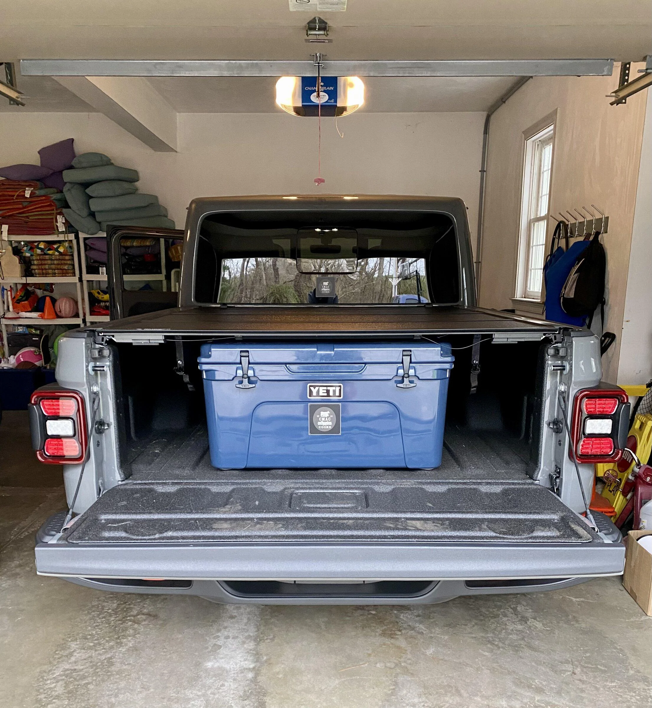 Jeep Gladiator Cooler doesnt fit with tonneau cover BA9E0C11-47BF-4243-A909-B9DB4D7D7A68