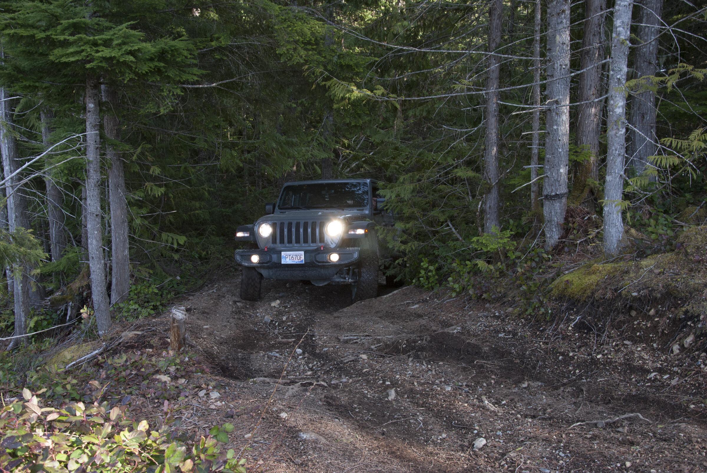 Jeep Gladiator #teamGF #CDR - JT Gladiator Overland Build (Blucid) jeepjeep_7