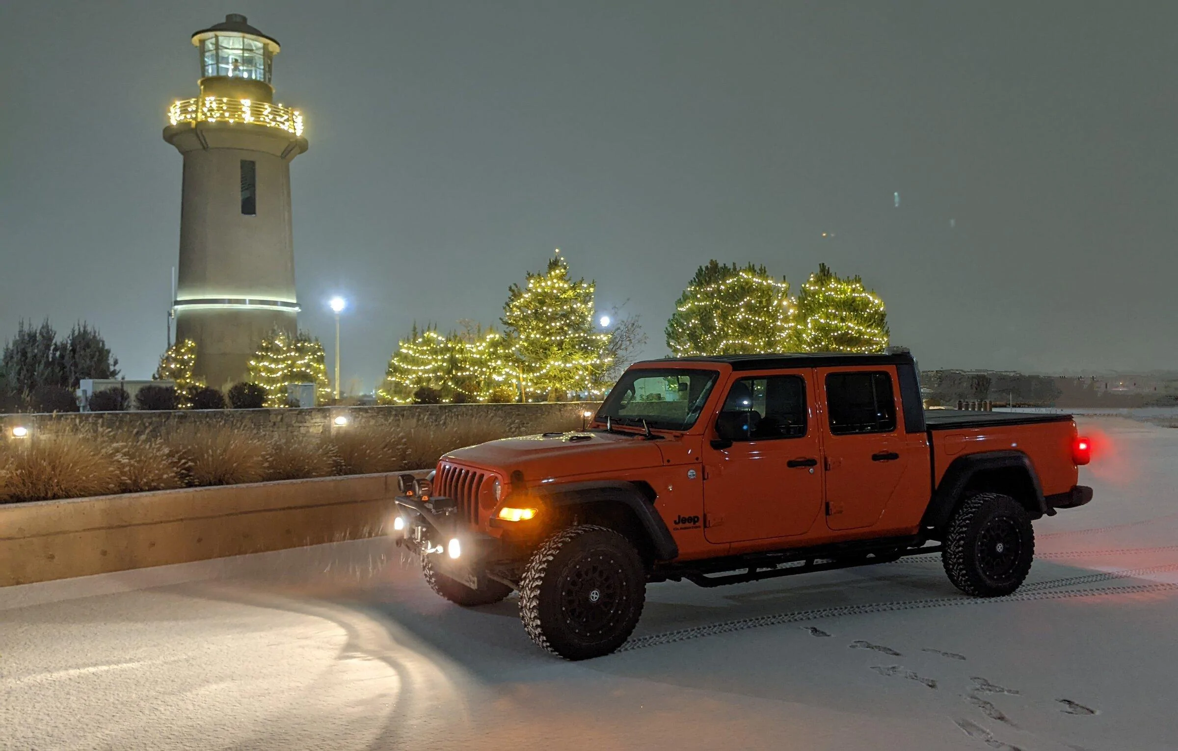 Jeep Gladiator Whats the best color combo? PXL_20211229_054058943.NIGHT~3