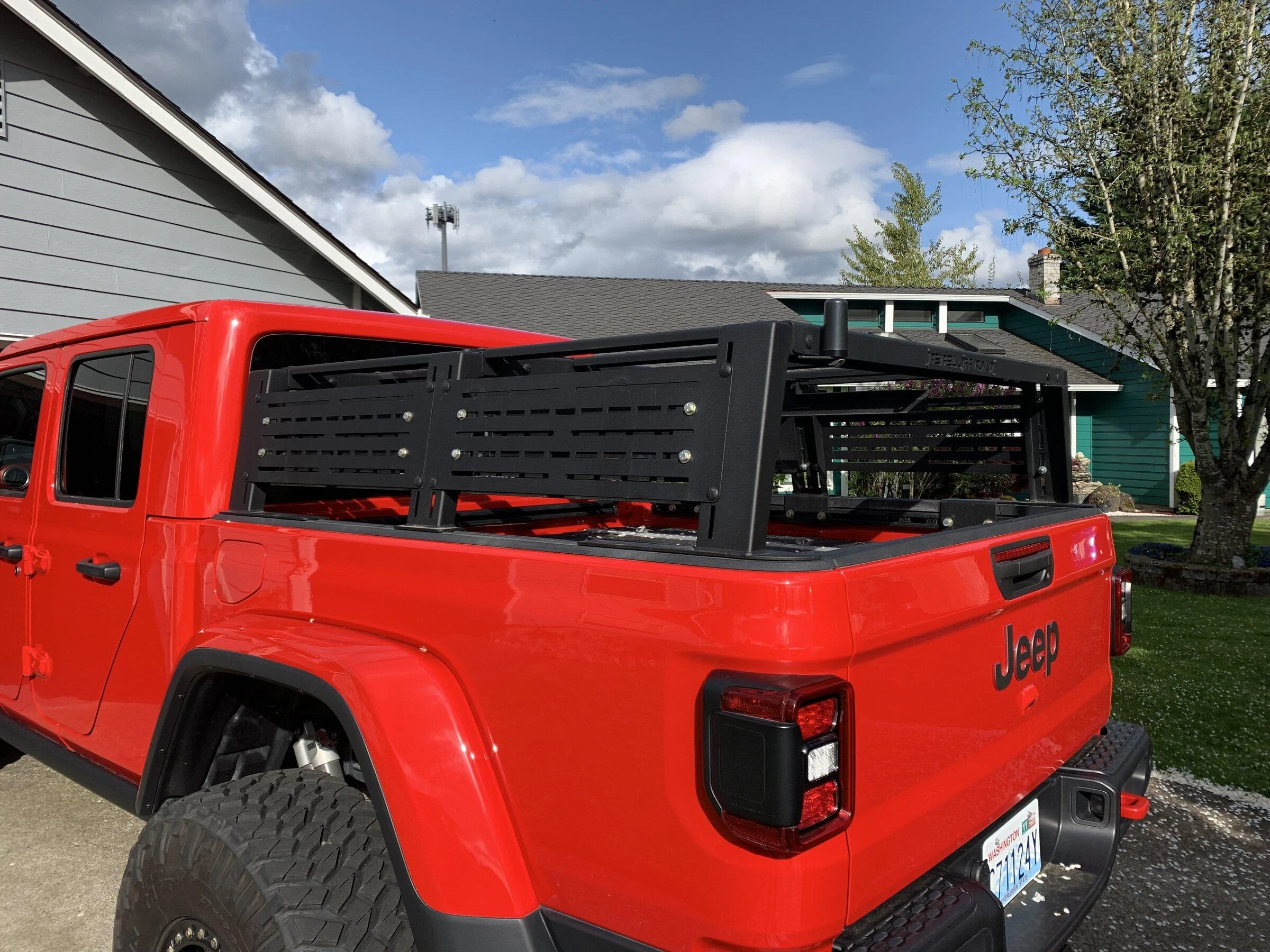 Jeep Gladiator Rebel Xplor Half Height bed rack IMG_9343