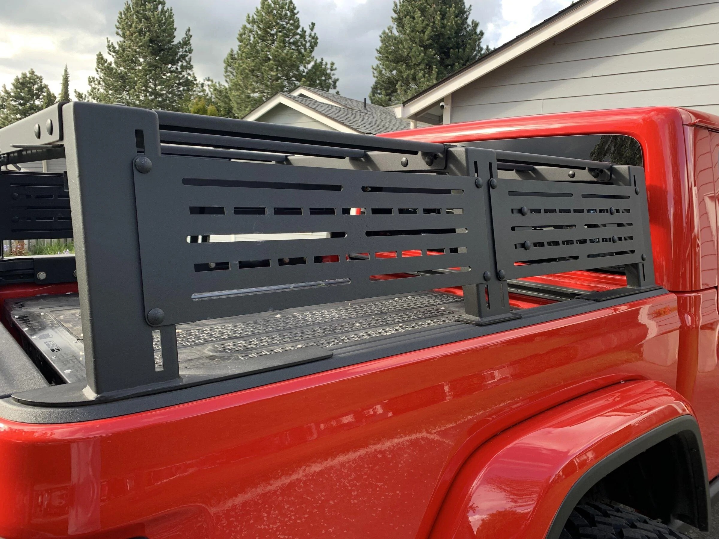 Jeep Gladiator Rebel Xplor Half Height bed rack IMG_9345