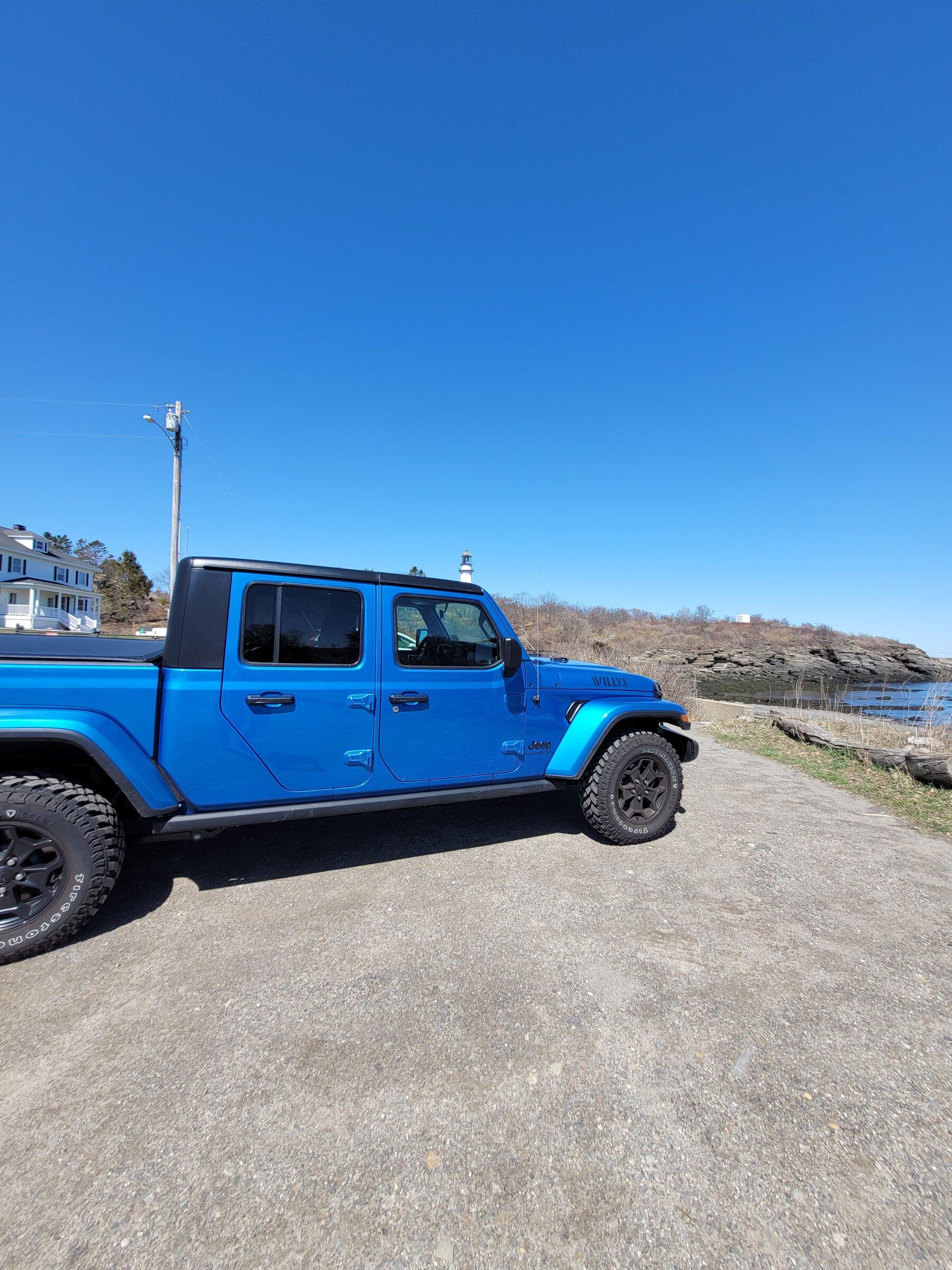 Jeep Gladiator HYDRO BLUE PEARL Gladiator JT Club 20220411_114051