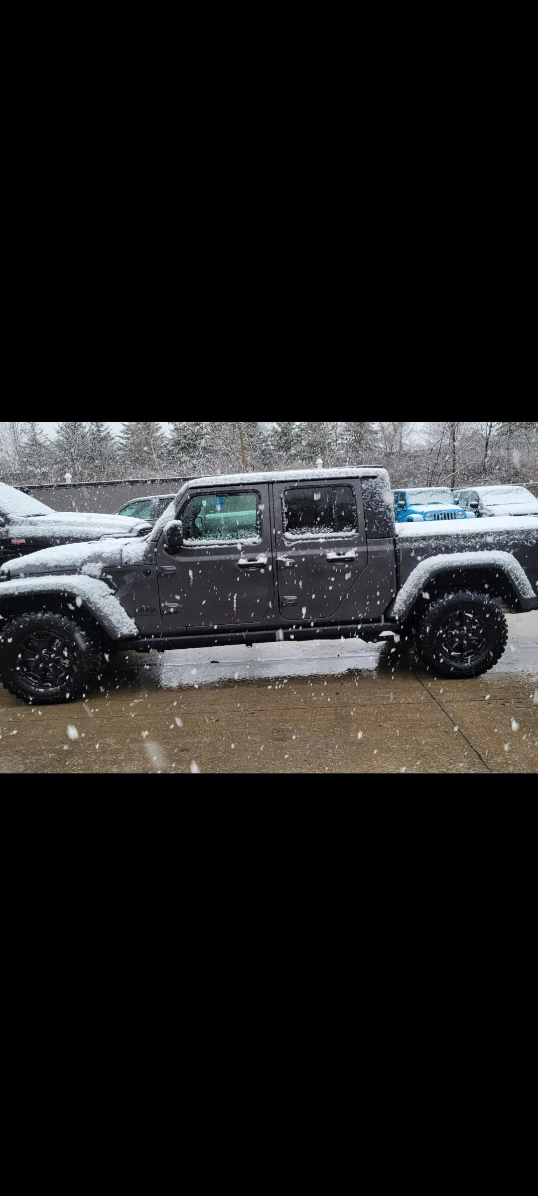 Jeep Gladiator Do i have max tow or not? Screenshot_20220427-020013_Photos