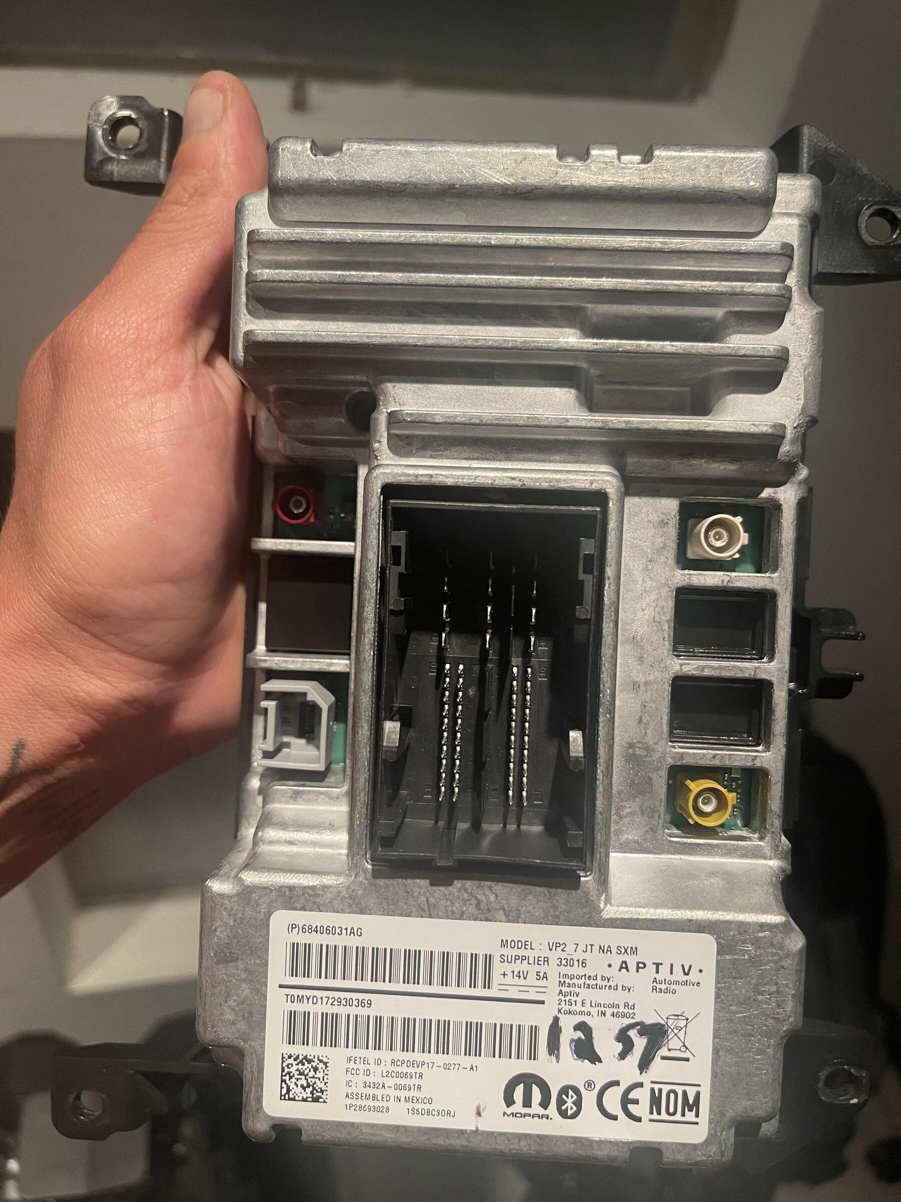 Jeep Gladiator 7”in U connect with Bezel for sale 550 A64A9892-CAC3-4B25-9B25-F7E93AE779CD