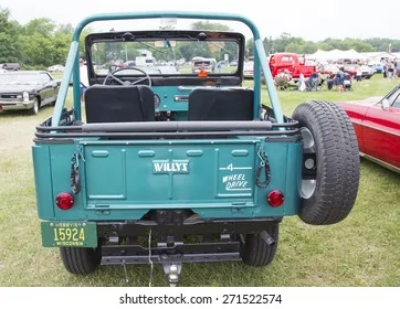 Jeep Gladiator Do i have max tow or not? iola-wi-july-12-back-260nw-271522574