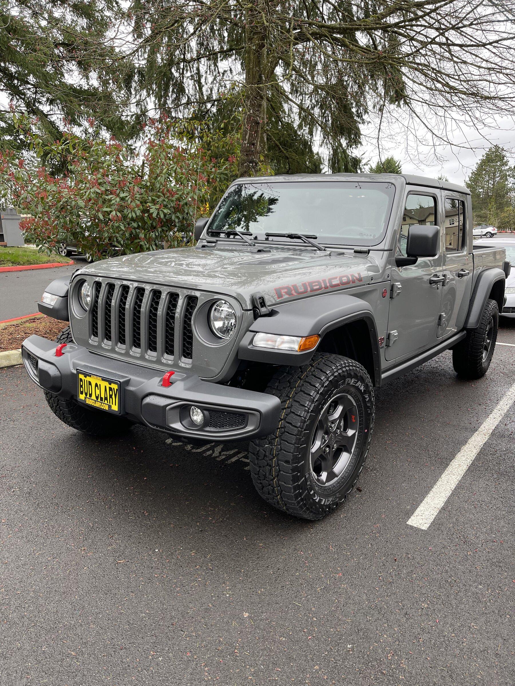 Jeep Gladiator Ihar's 2022 Sting Gray JTRD Build 1A6B0A3D-9E4D-4F28-A4E2-68147D5D454F