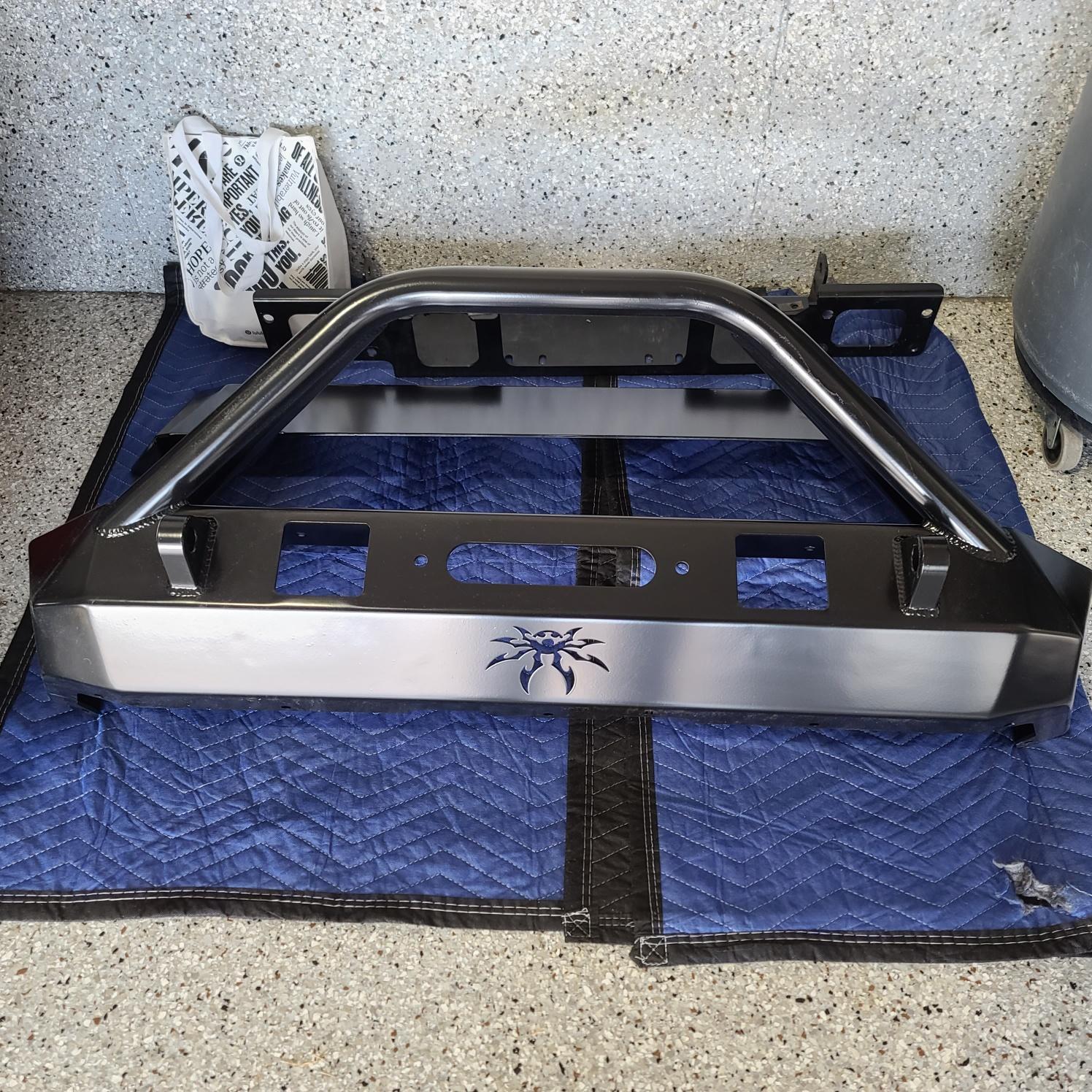 Jeep Gladiator Poison Spyder 19-57-010DBTP1 Bruizer Front Bumper for 18-22 Jeep Wrangler JL & Gladiator JT- FOR SALE $650 1651111089570