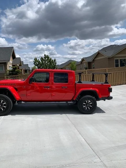 Jeep Gladiator Bak Revolver with Elevate rack system compatibility IMG_3420