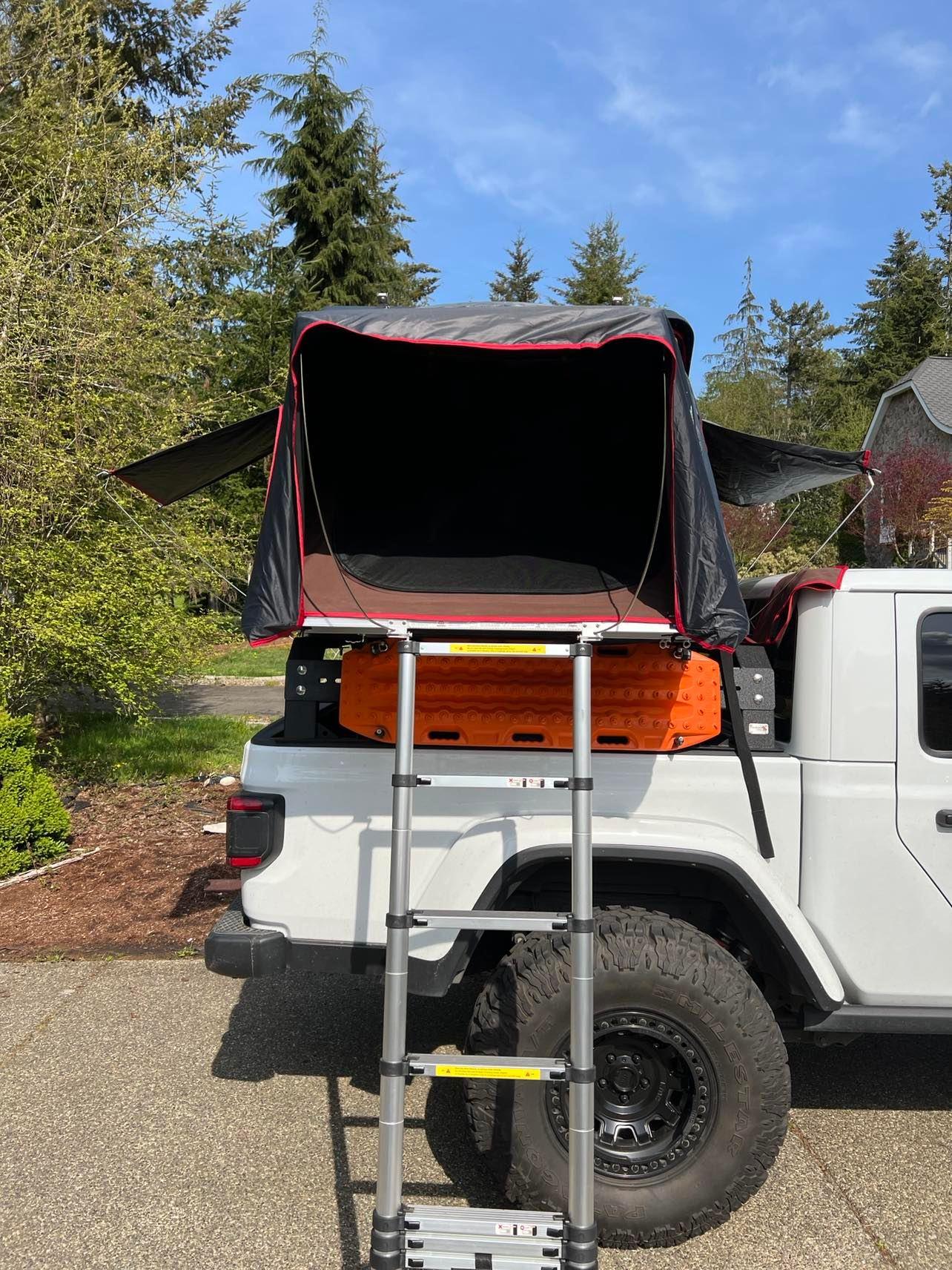 Jeep Gladiator Fishbone Tackle rack Mid height with Ikamper mini pics?? 279356048_519903909883716_2806229835449589426_n