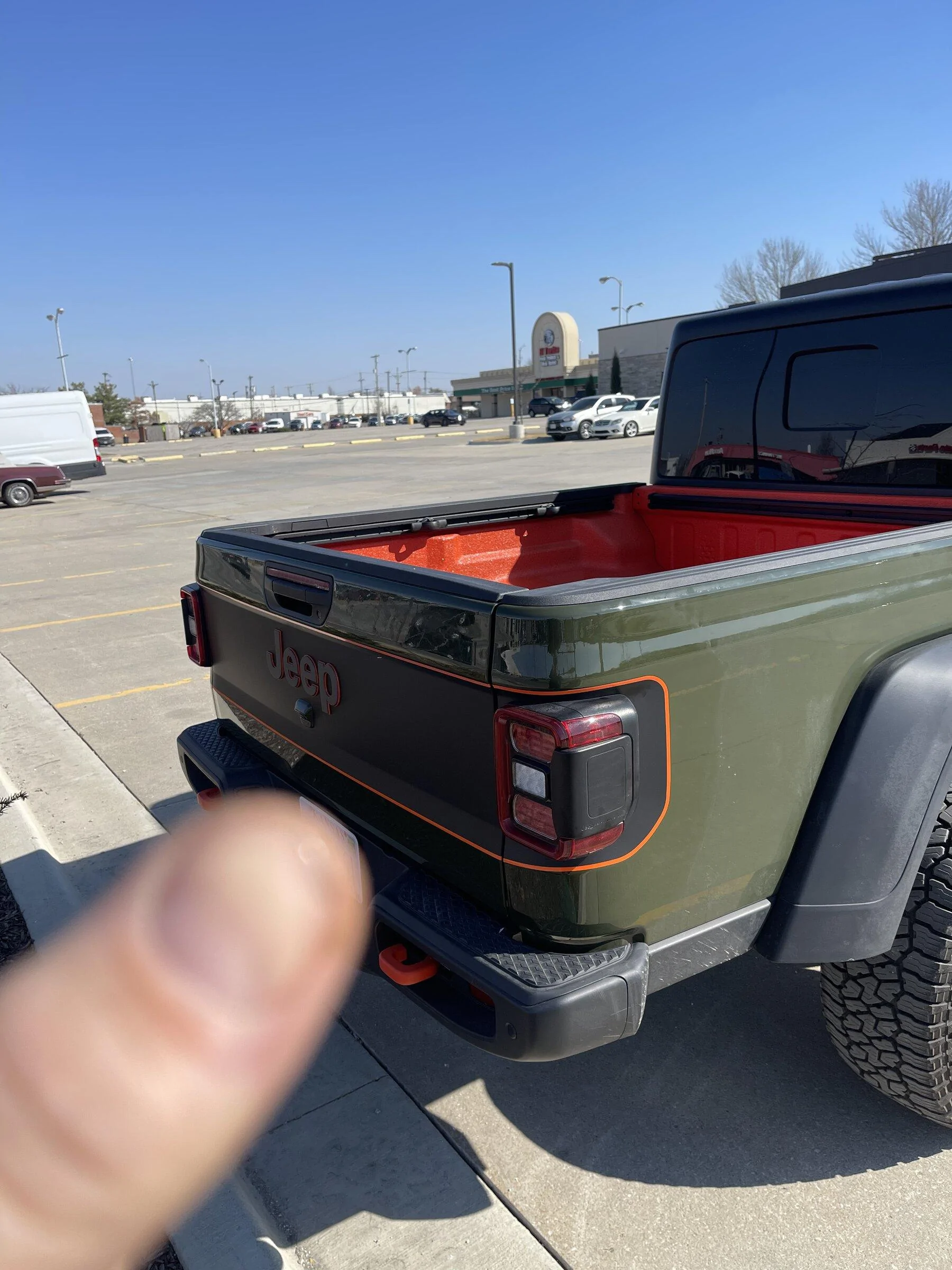 Jeep Gladiator Mojave orange mods 3ABF2A19-4076-453C-B1C0-D07F7FA5FA2A