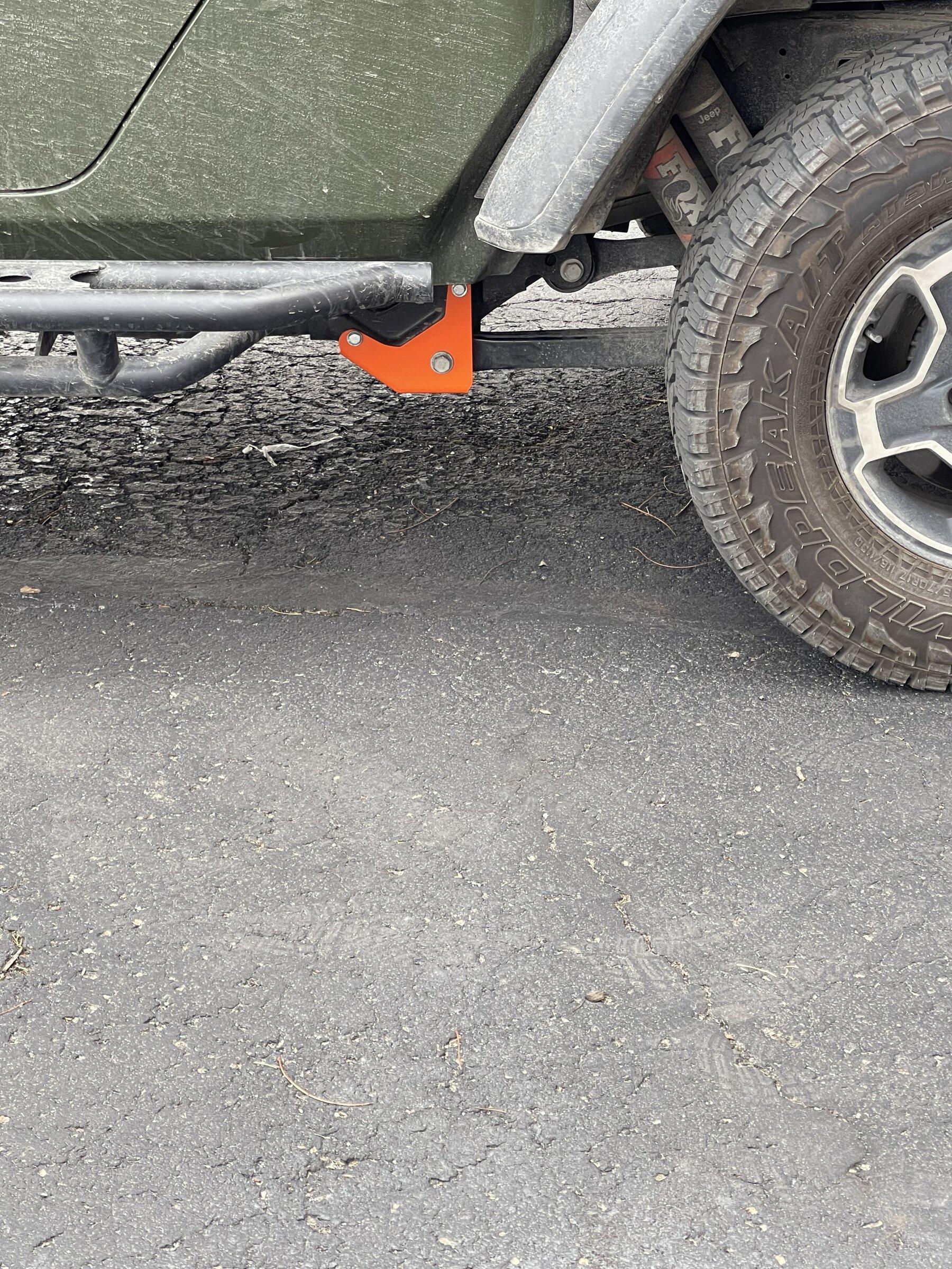 Jeep Gladiator Mojave orange mods 812F3C73-D468-4593-9BC6-4DAD80270964