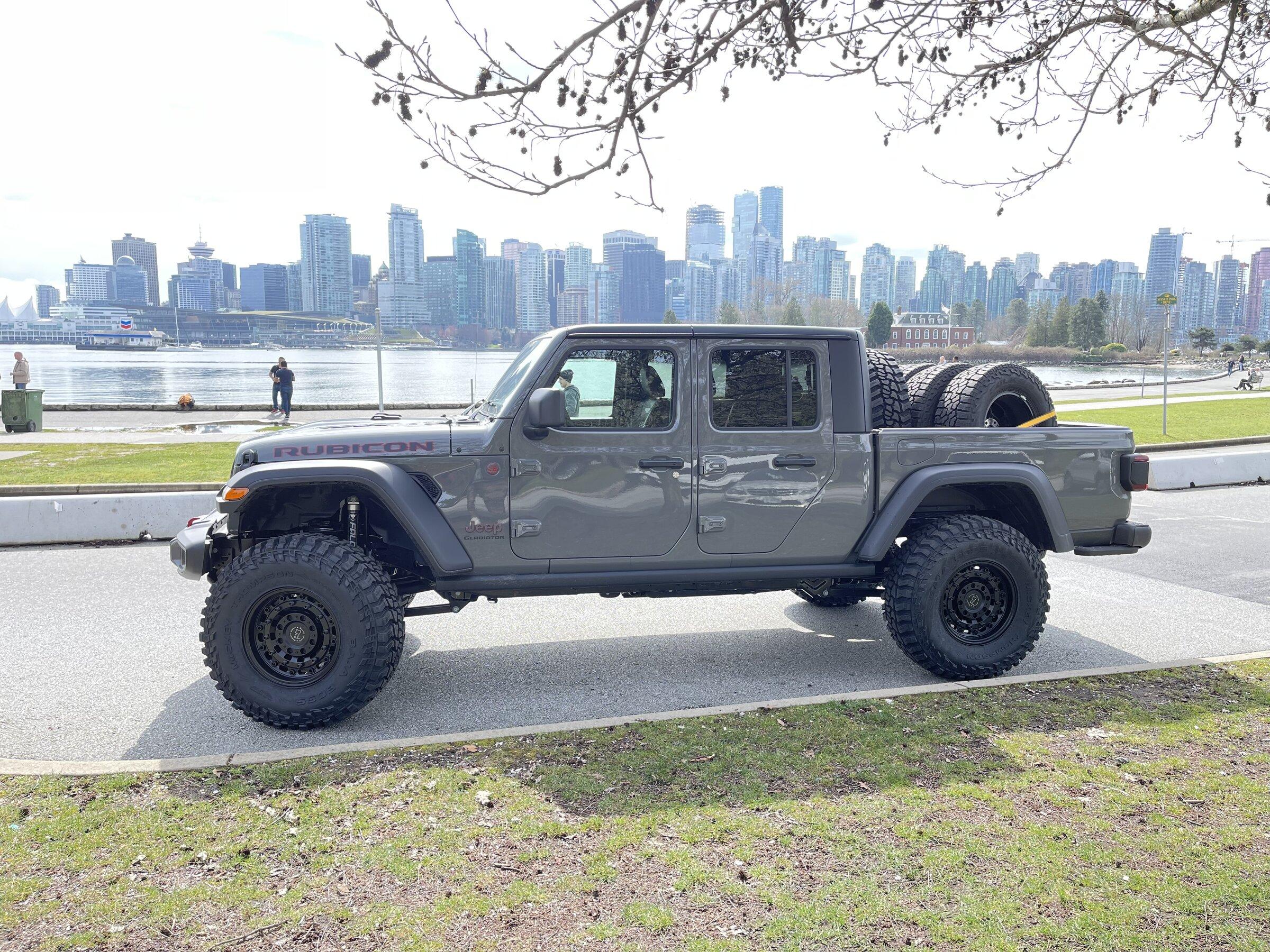 Jeep Gladiator Ihar's 2022 Sting Gray JTRD Build 8EA56CE4-7274-478C-B7AC-4FA892BE3CB8