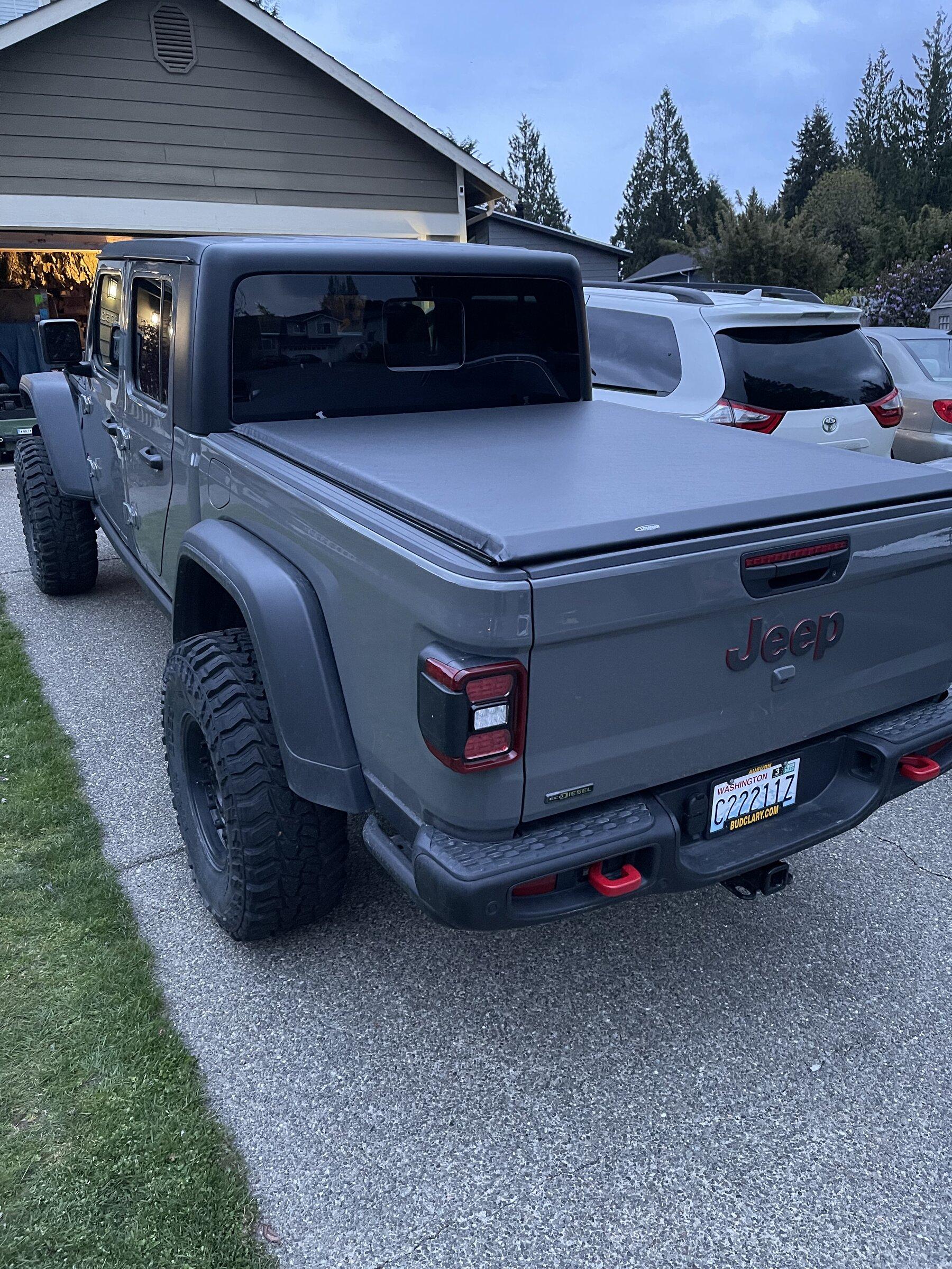 Jeep Gladiator Ihar's 2022 Sting Gray JTRD Build A3FEF1B0-C748-4620-A42C-982EFD4CD513