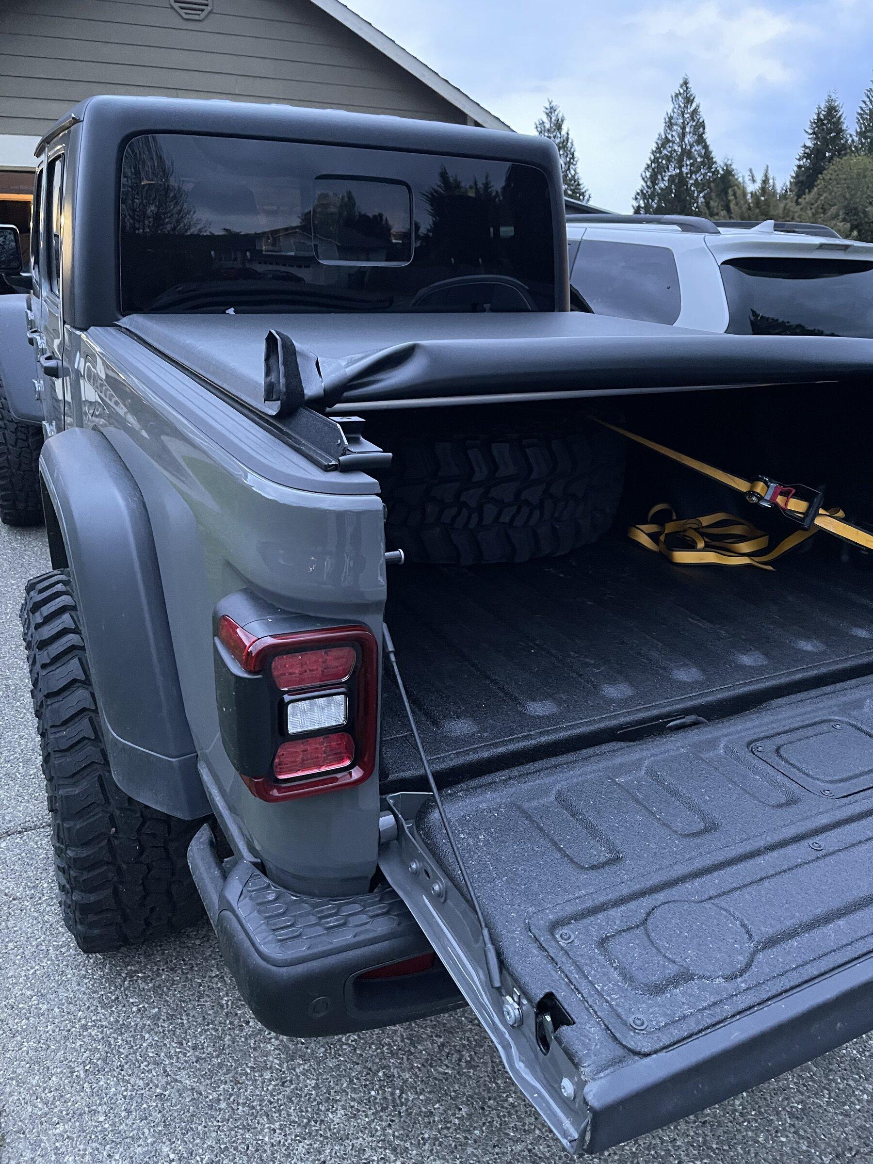 Jeep Gladiator Ihar's 2022 Sting Gray JTRD Build A591F629-AC2F-4D2B-BFFA-799FD628576D