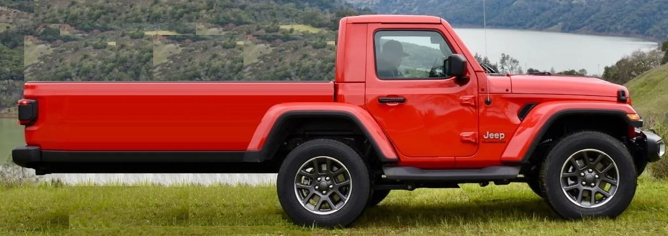 Jeep Gladiator 2 Door, 8ft bed, short wheel base Gladiator? Take my money! long long jeep 2dr s