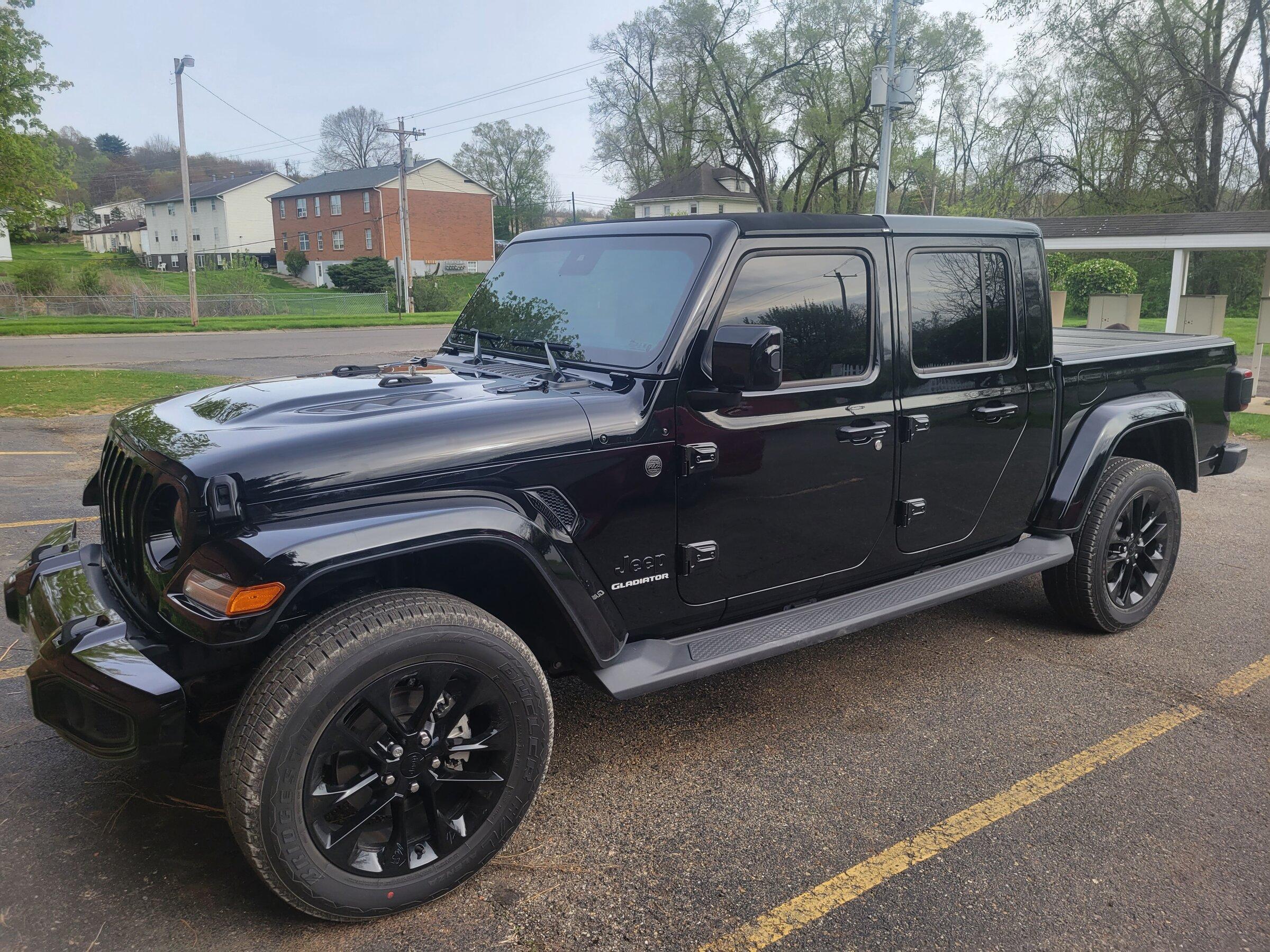 Jeep Gladiator Converted from a 2dr JL 20220429_175452 (1)