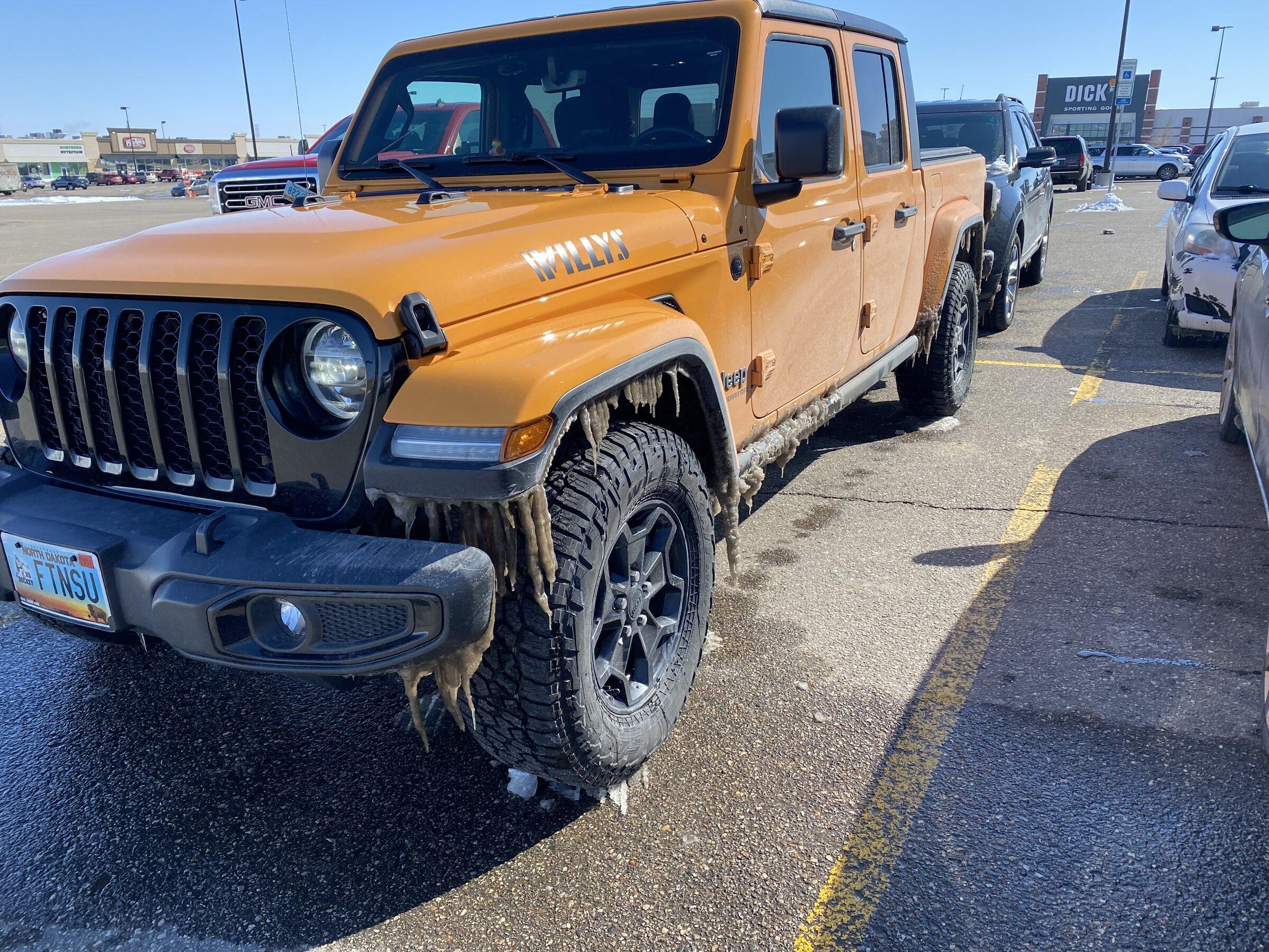 Jeep Gladiator Falken Wildpeak AT3W !WOW! 4920D045-11B0-4B44-938F-EF5418F2EC02