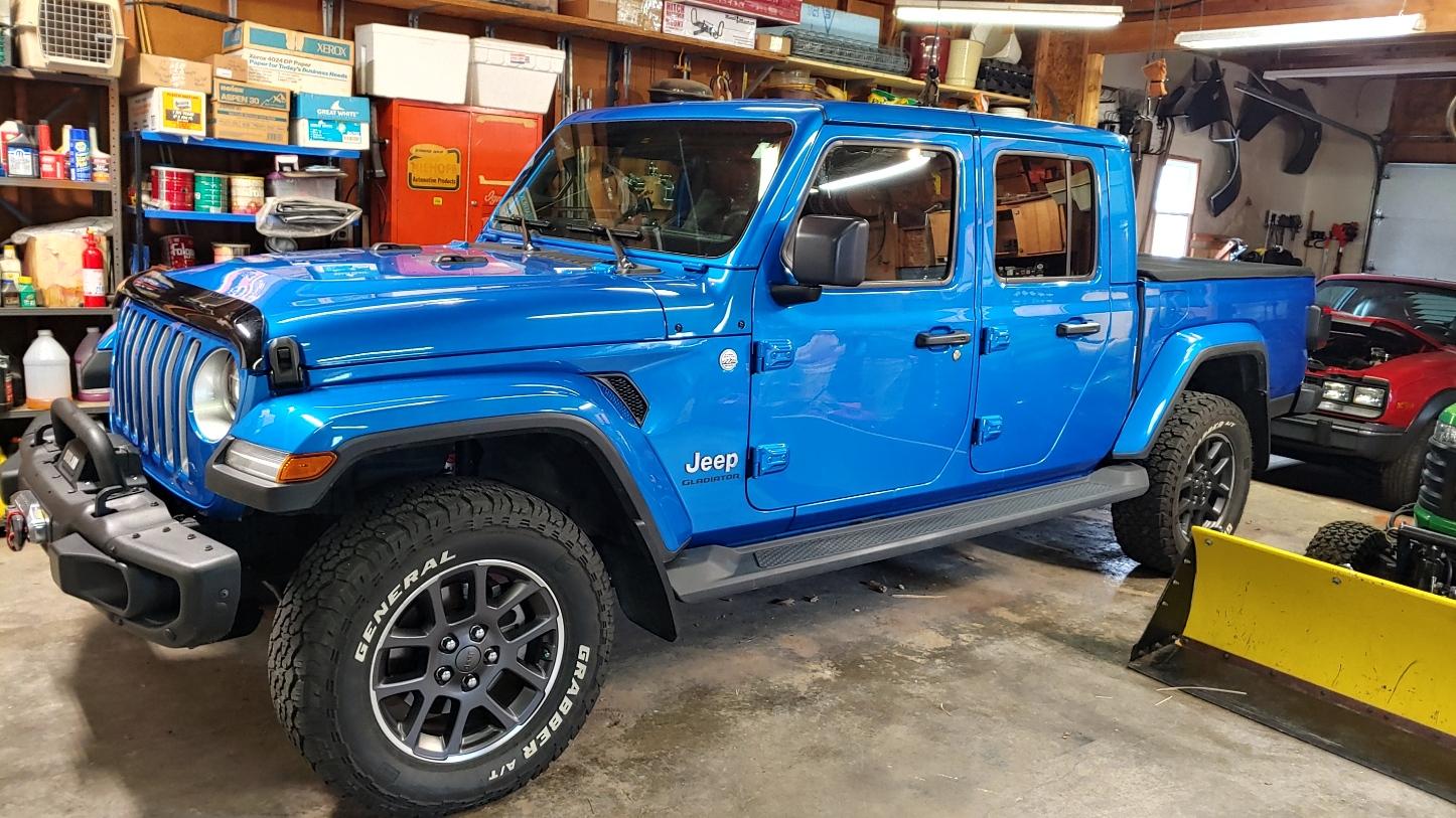 Jeep Gladiator HYDRO BLUE PEARL Gladiator JT Club 20220407_134114_HDR
