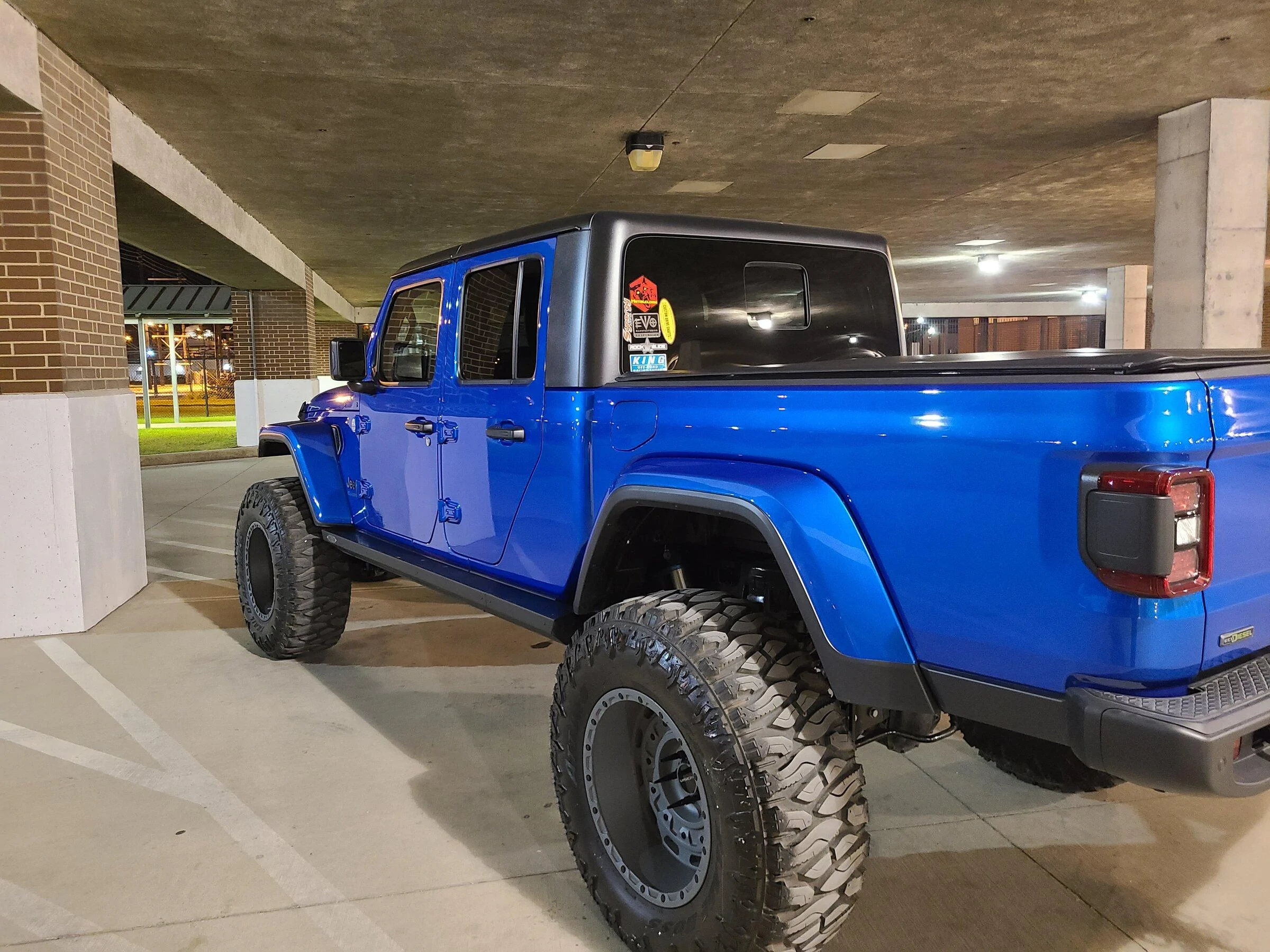 Jeep Gladiator HYDRO BLUE PEARL Gladiator JT Club 20220429_042751