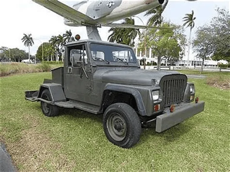 Jeep Gladiator 2 Door, 8ft bed, short wheel base Gladiator? Take my money! 1651322840799