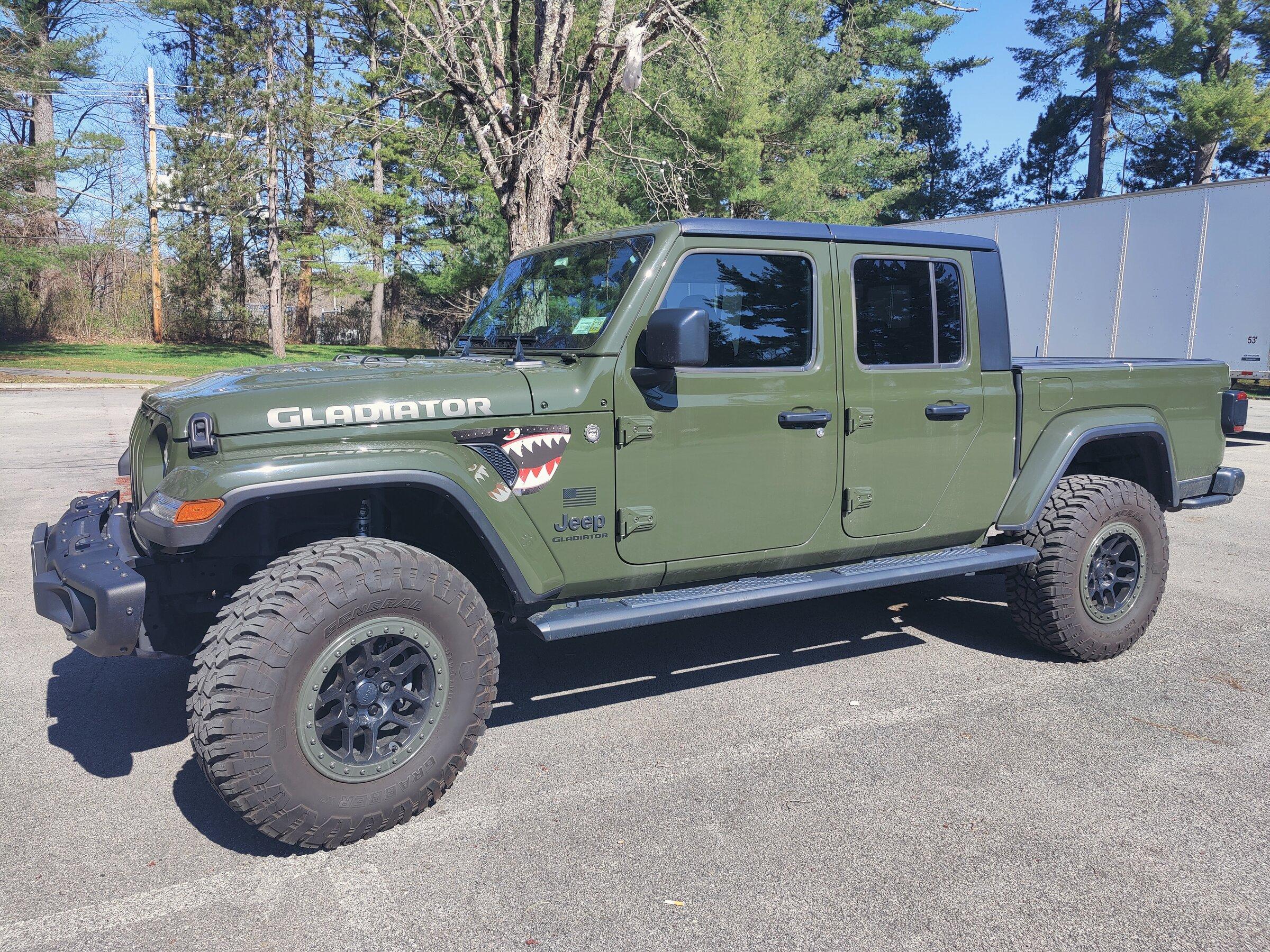 Jeep Gladiator Stickers and decal pics! IMG_20220430_100632