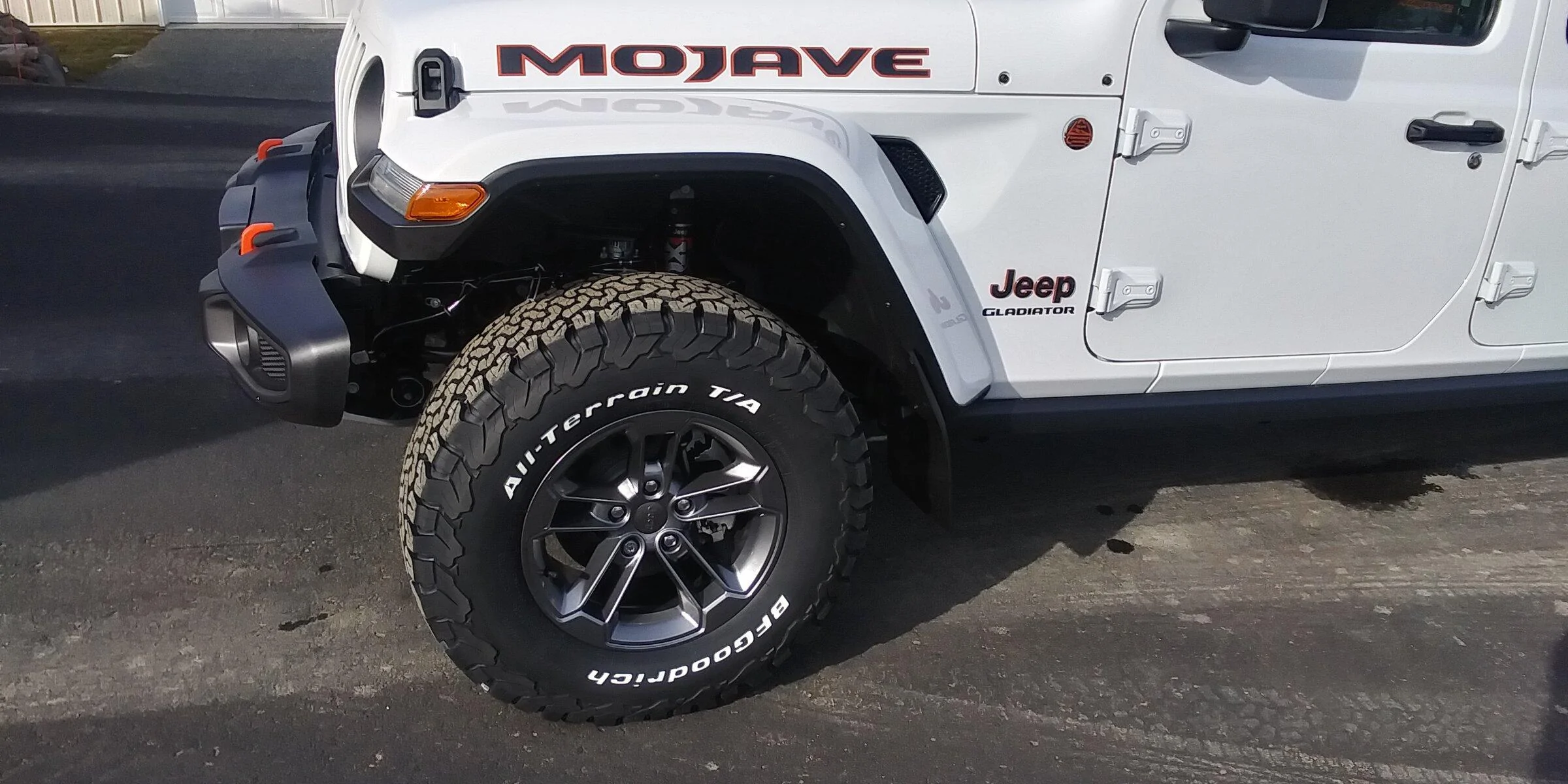 Jeep Gladiator Please help me choose wheels for my Mojave! I'm too dumb to understand offset! Jeep Day 1.5 Closeu